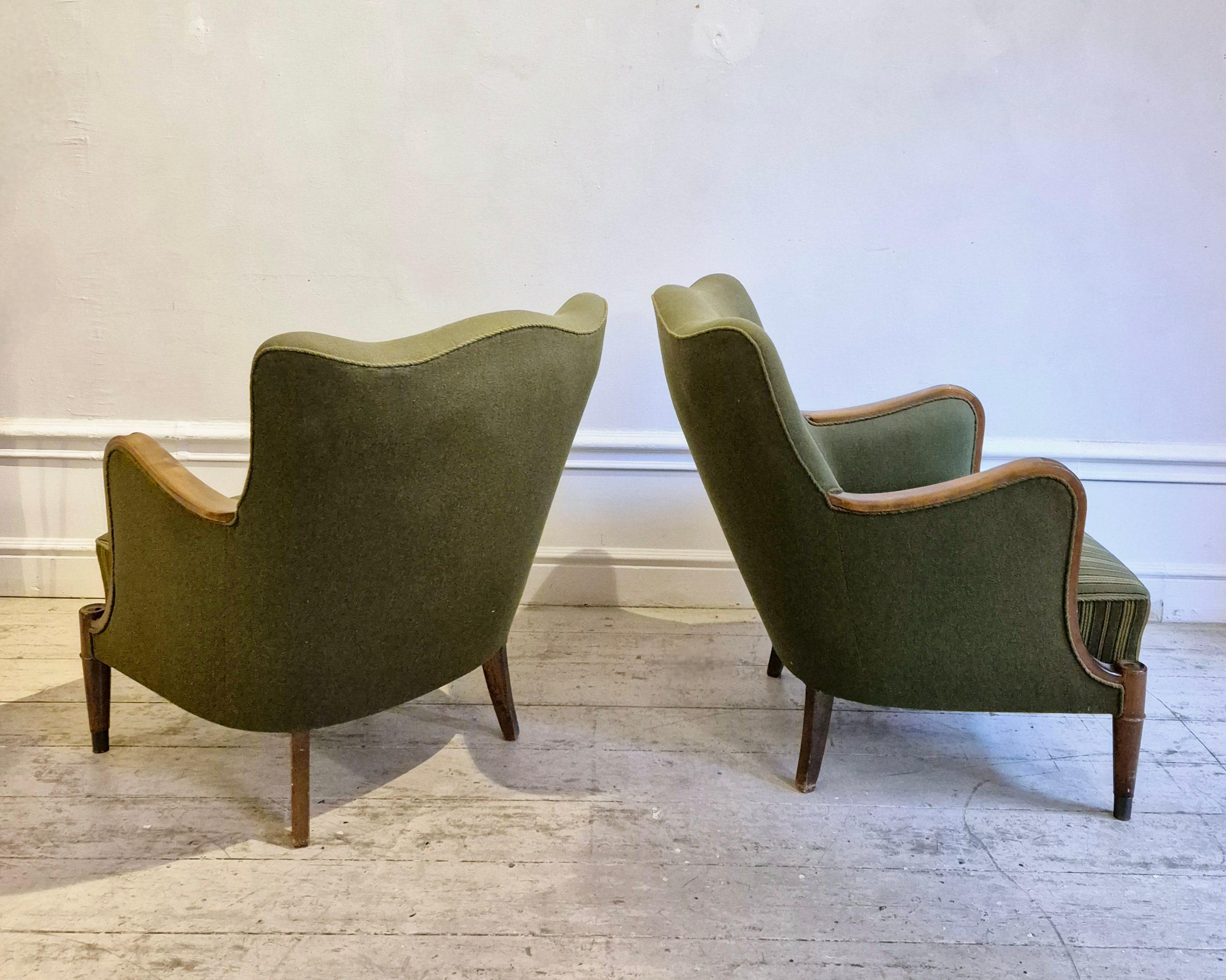A pair of armchairs, wonderful workmanship of Alfred Christensen. Head rest with beautiful shape and brass feet. Original upholstery in good condition, normal signs of age and wear. A few loses on wood veneer.


About the designer:

In 1936,