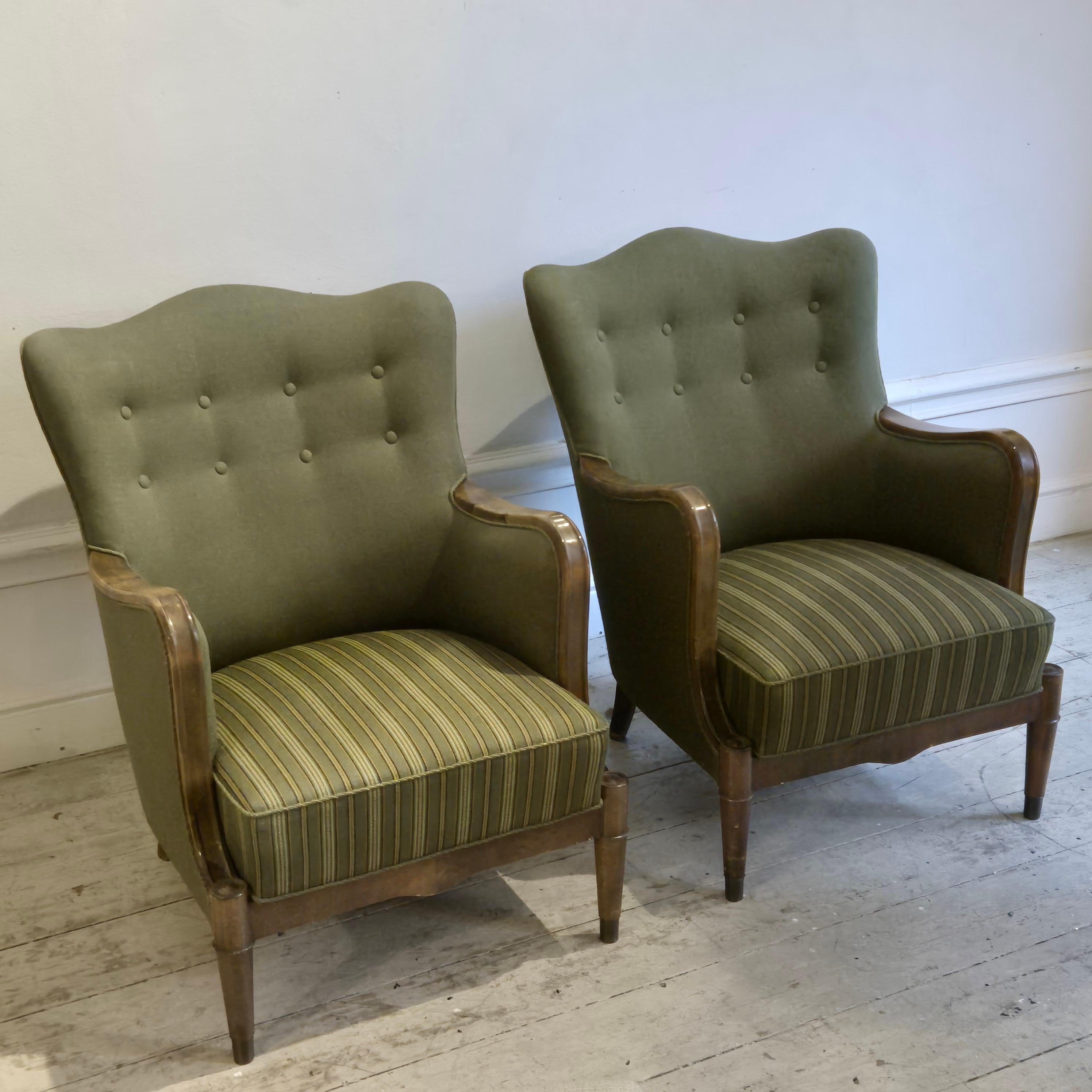 Danish Modern armchairs by Alfred Christensen. Beautiful shape, brass feet. For Sale 2