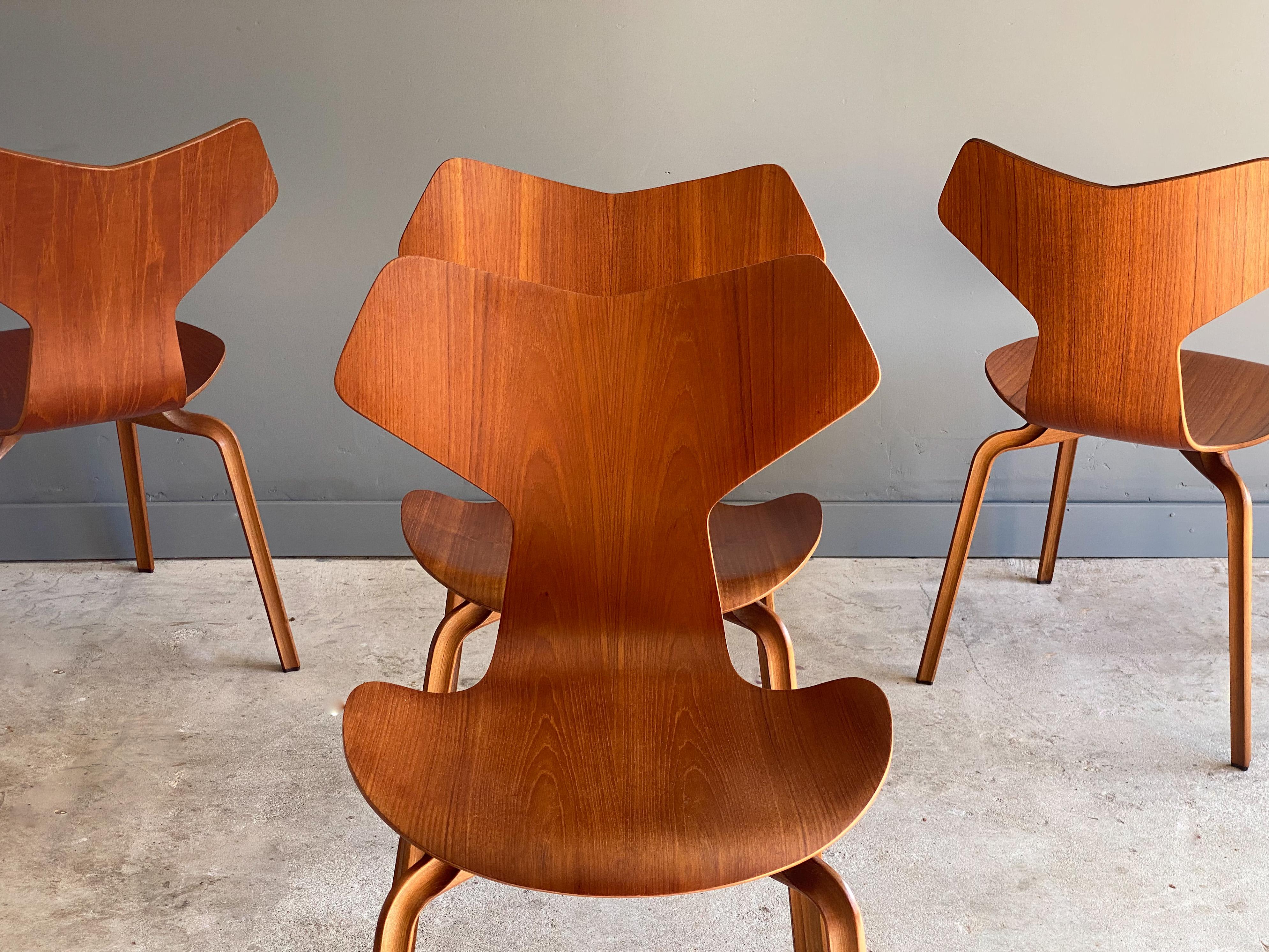 Danish Modern Arne Jacobsen “Grand Prix” Chairs Mid Century In Good Condition In Round Rock, TX