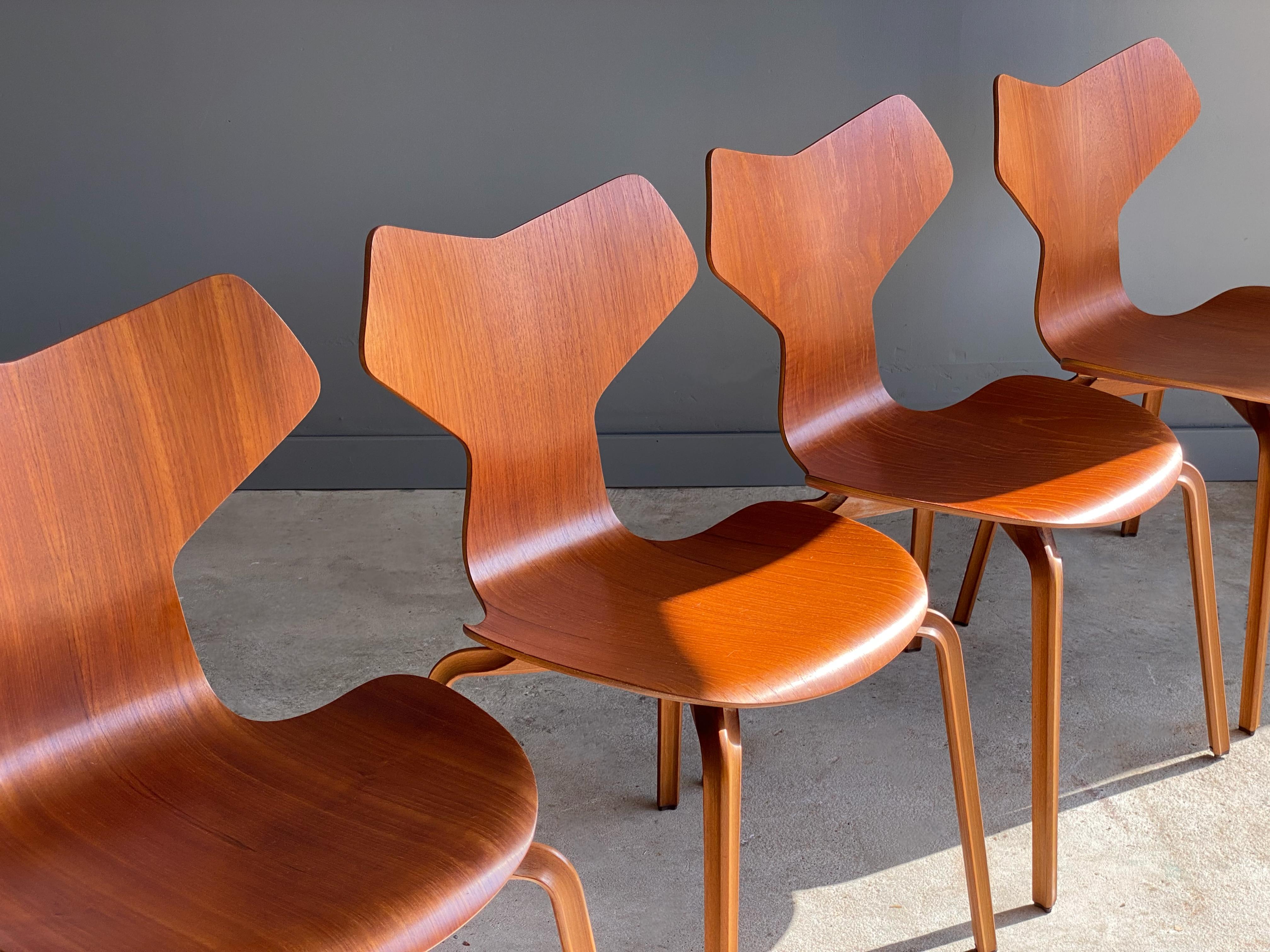 Danish Modern Arne Jacobsen “Grand Prix” Chairs Mid Century 1