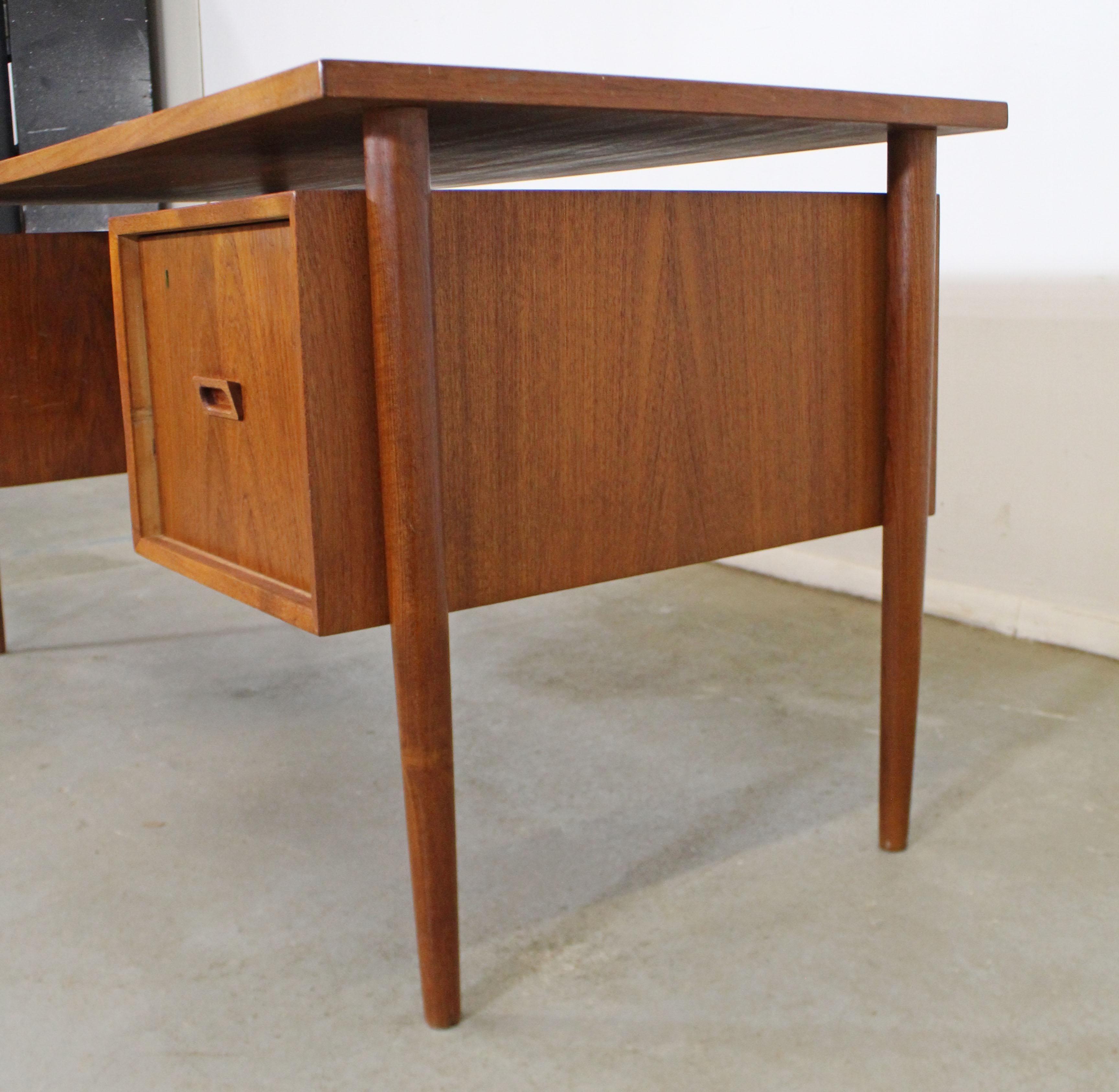 arne vodder teak desk