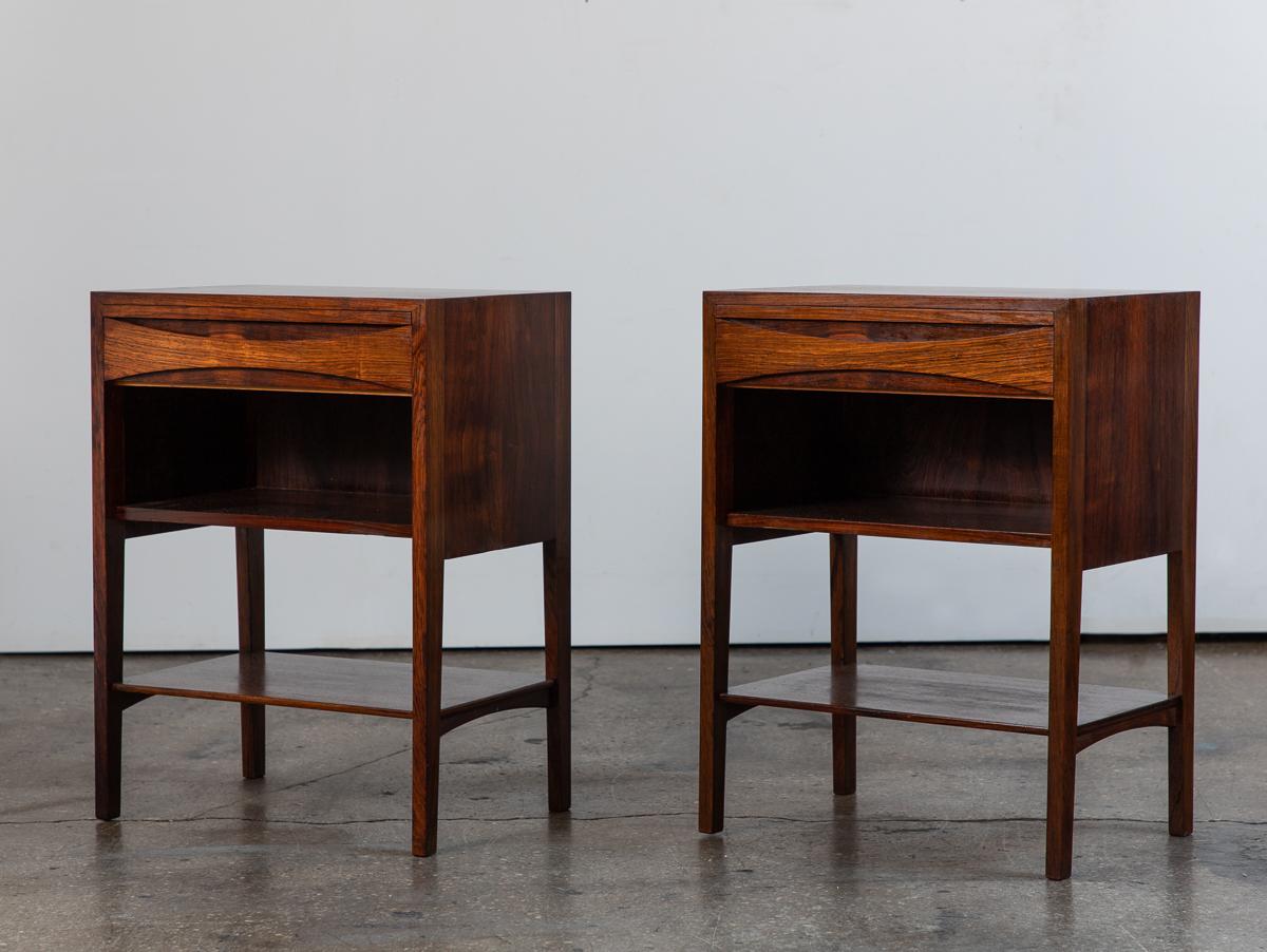Danish Modern Arne Vodder Style Rosewood Nightstands In Good Condition For Sale In Brooklyn, NY