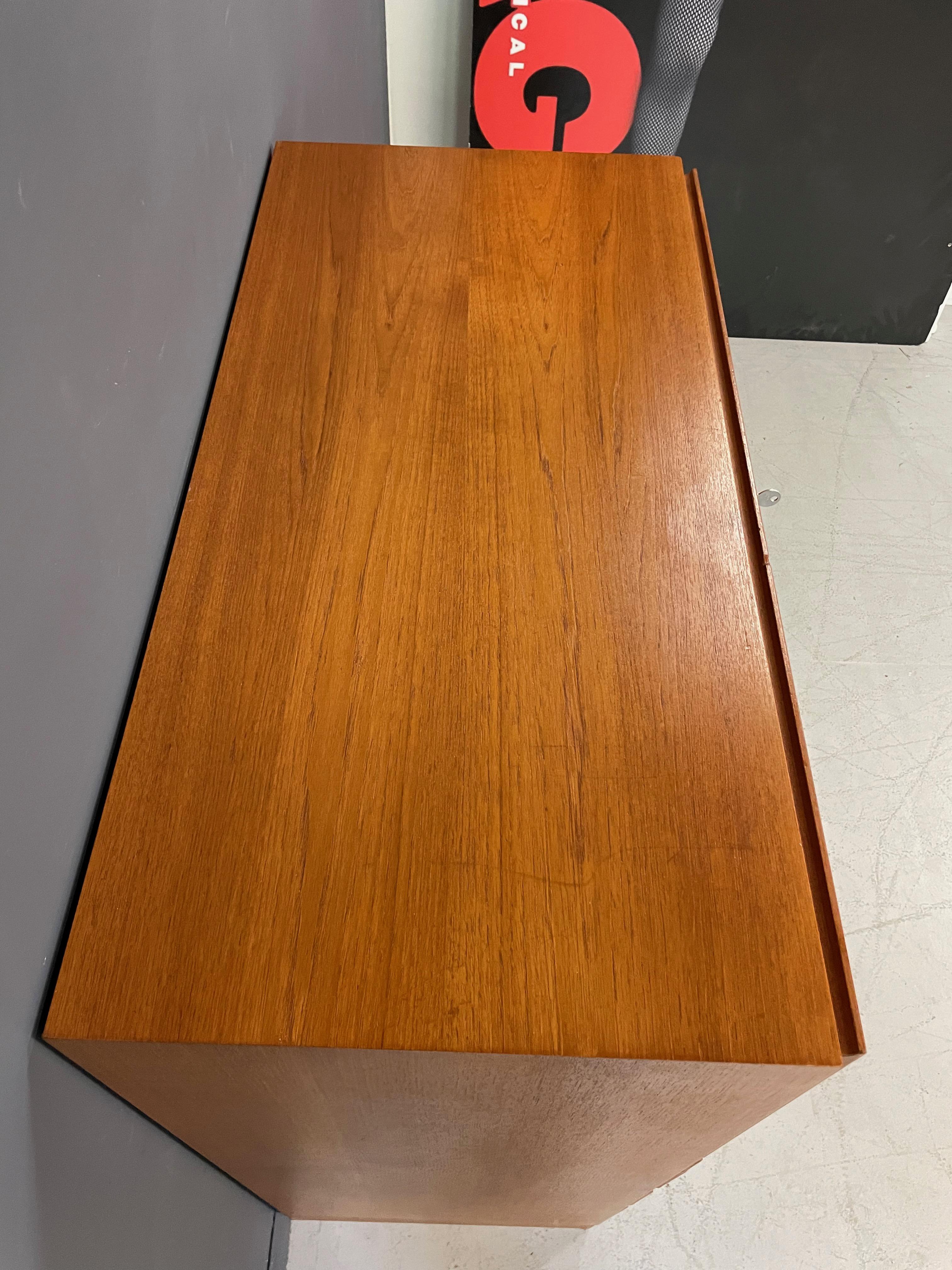20th Century Danish Modern Arne Wahl Iversen Tall Teak Desk with Four Drawers Mid Century For Sale