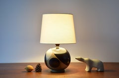 Lampe de bureau danoise moderne en céramique en forme de boule avec décor de cercle par Heerwagen 1970
