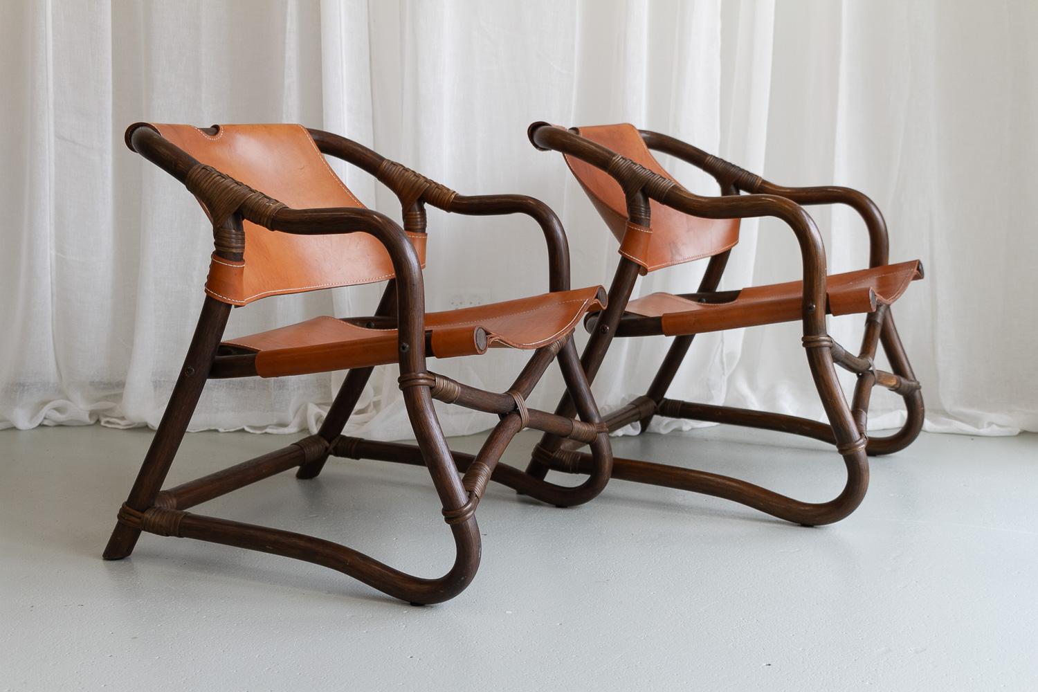 Danish Modern Bamboo and Leather Lounge Chairs & Table by Horsnæs, 1960s. For Sale 5