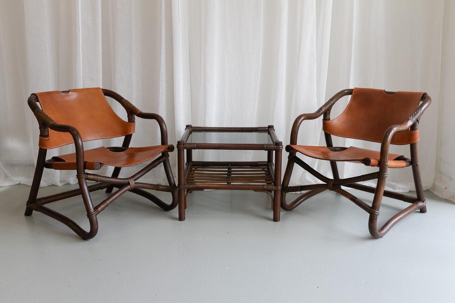 Danish Modern Bamboo and Leather Lounge Chairs & Table by Horsnæs, 1960s. For Sale 1