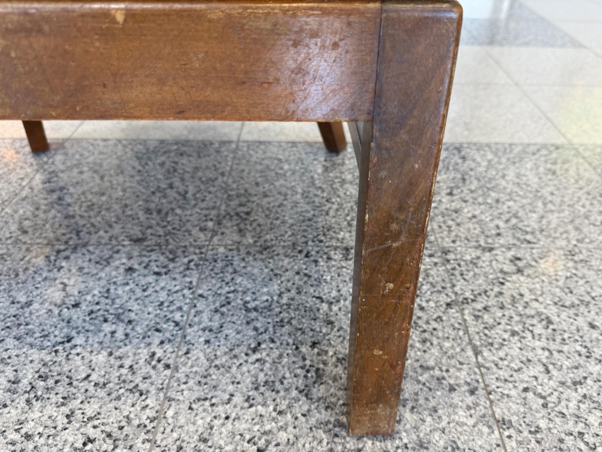Fauteuil moderne danois en hêtre et cuir par Fritz Hansen en vente 4