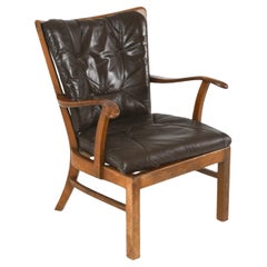 Fauteuil moderne danois en hêtre et cuir par Fritz Hansen