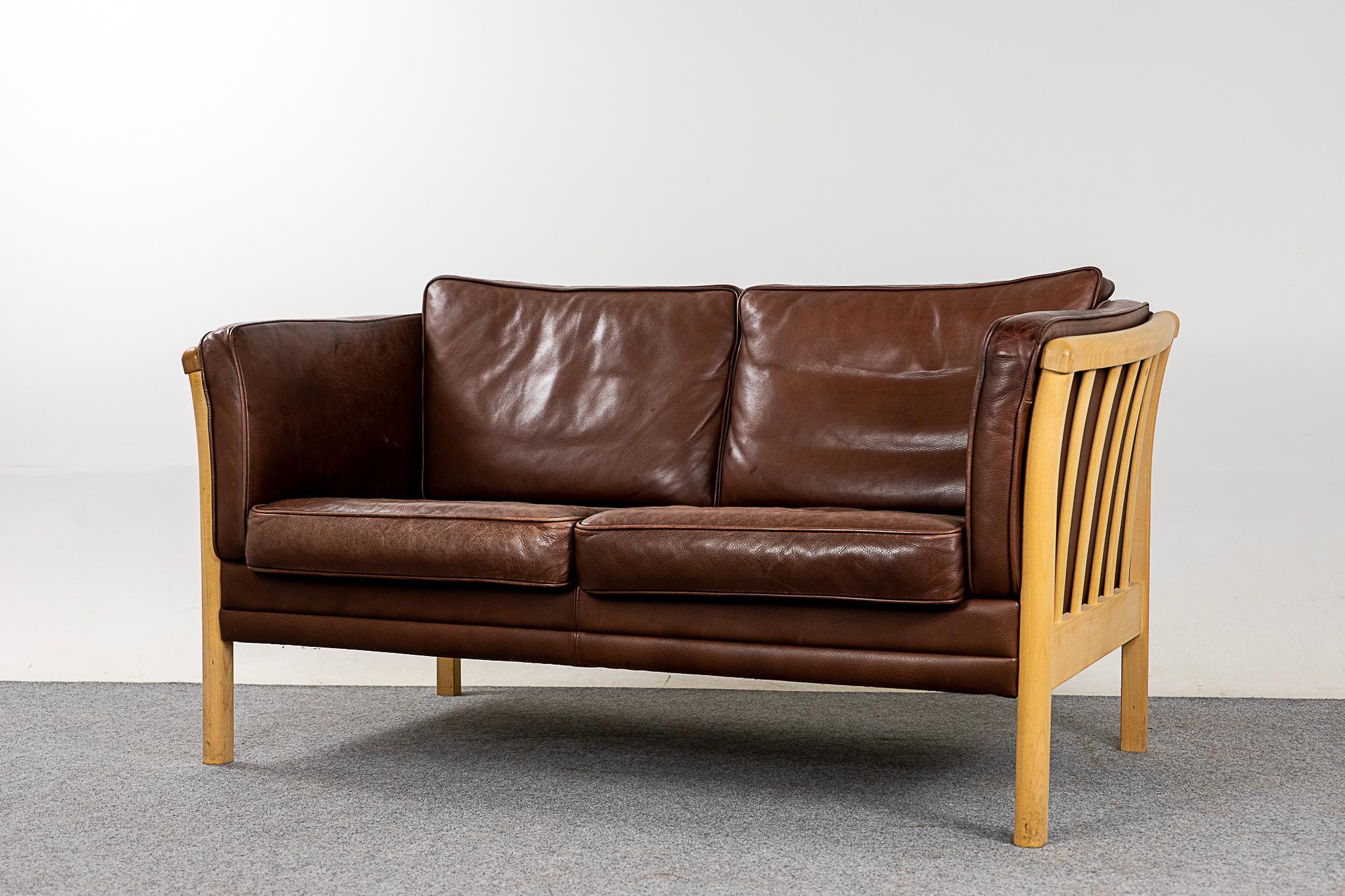 Danish Modern Beech & Leather Loveseat In Good Condition For Sale In VANCOUVER, CA