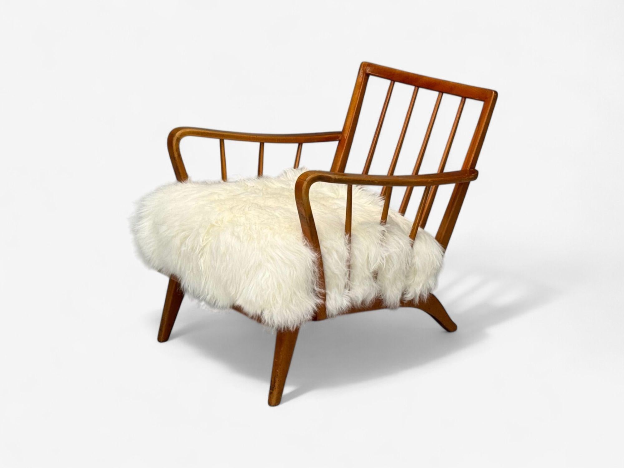Dänische Moderne, Buche, Mongolenfell, Loungesessel, Dänemark, 1950er Jahre im Angebot 4