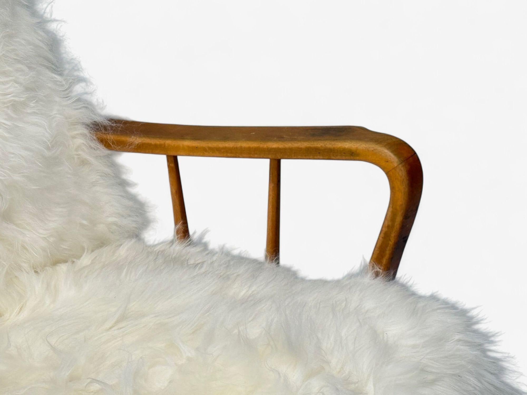 Dänische Moderne, Buche, Mongolenfell, Loungesessel, Dänemark, 1950er Jahre im Angebot 3