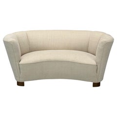 Moderne danois, tissu beige, Oak, canapé banane, Danemark, années 1940