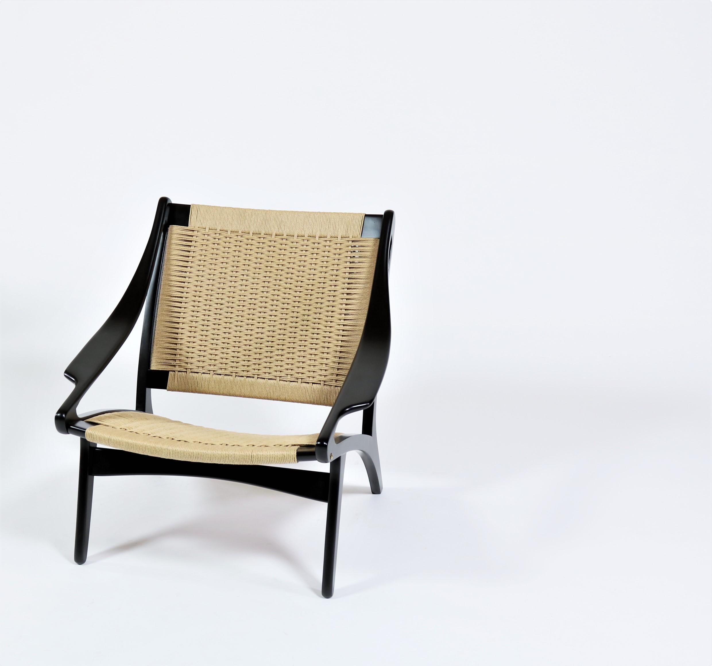 Milieu du XXe siècle Chaise moderne danoise en hêtre laqué noir et chaise longue par Illum Wikkelsø, années 1950 en vente