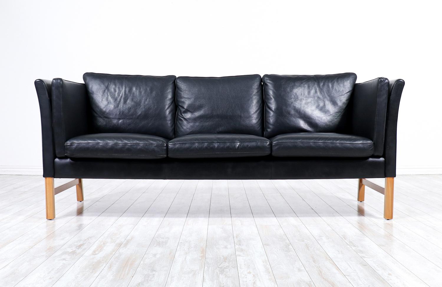 Danish Modern black leather 3-seater sofa by Svend Skipper.