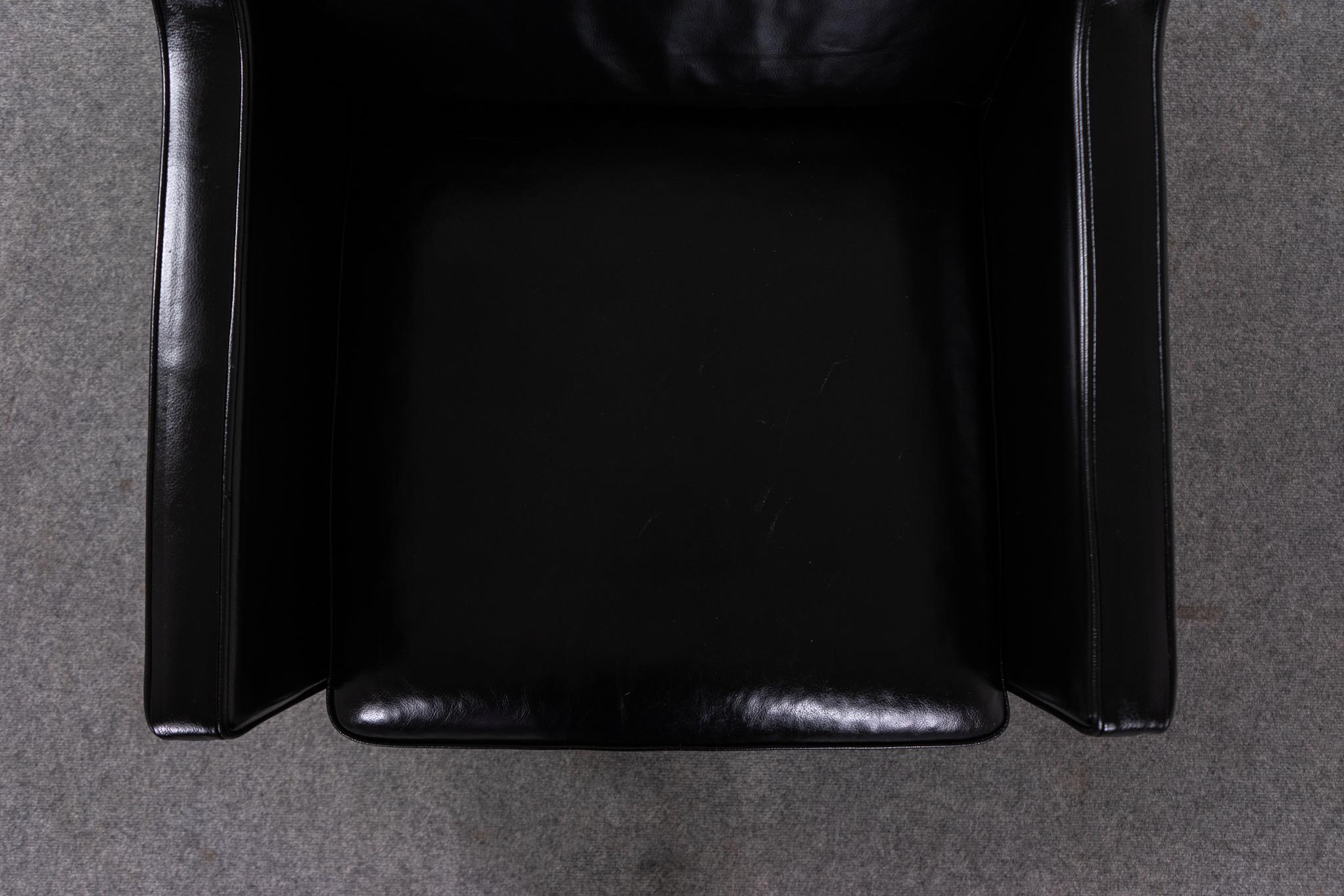 Danish Modern Black Leather Easy Chair In Good Condition For Sale In VANCOUVER, CA