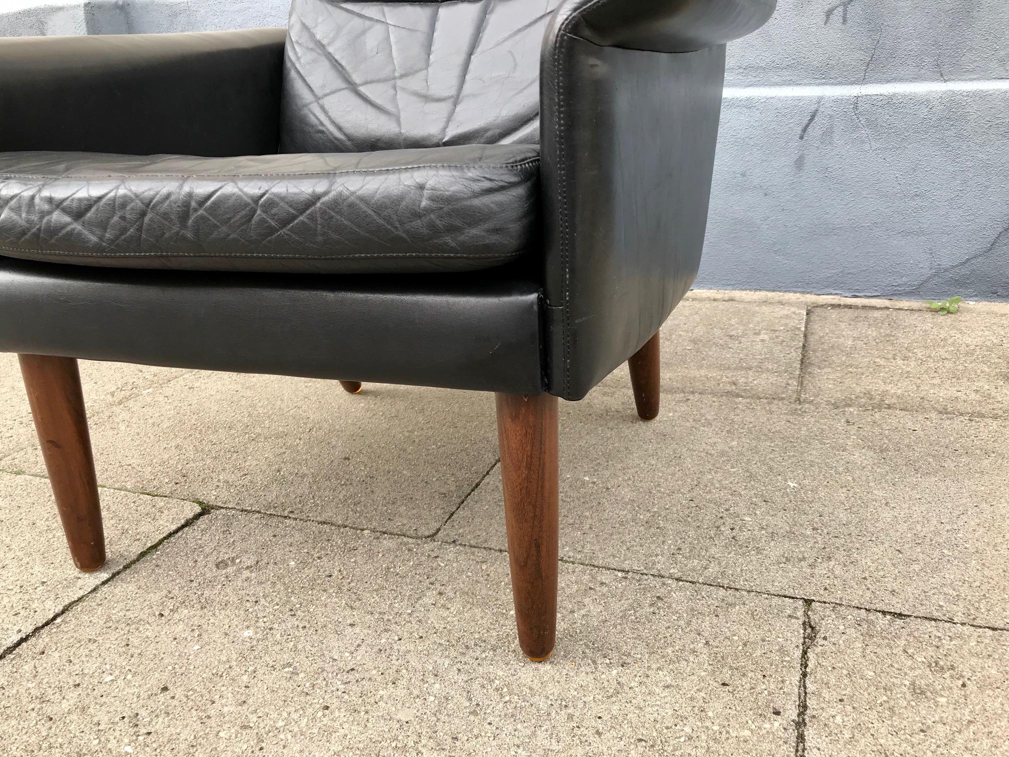 Mid-20th Century Danish Modern Black Leather Lounge Chair by Hans Olsen for CS Mobelfabrik, 1960s For Sale