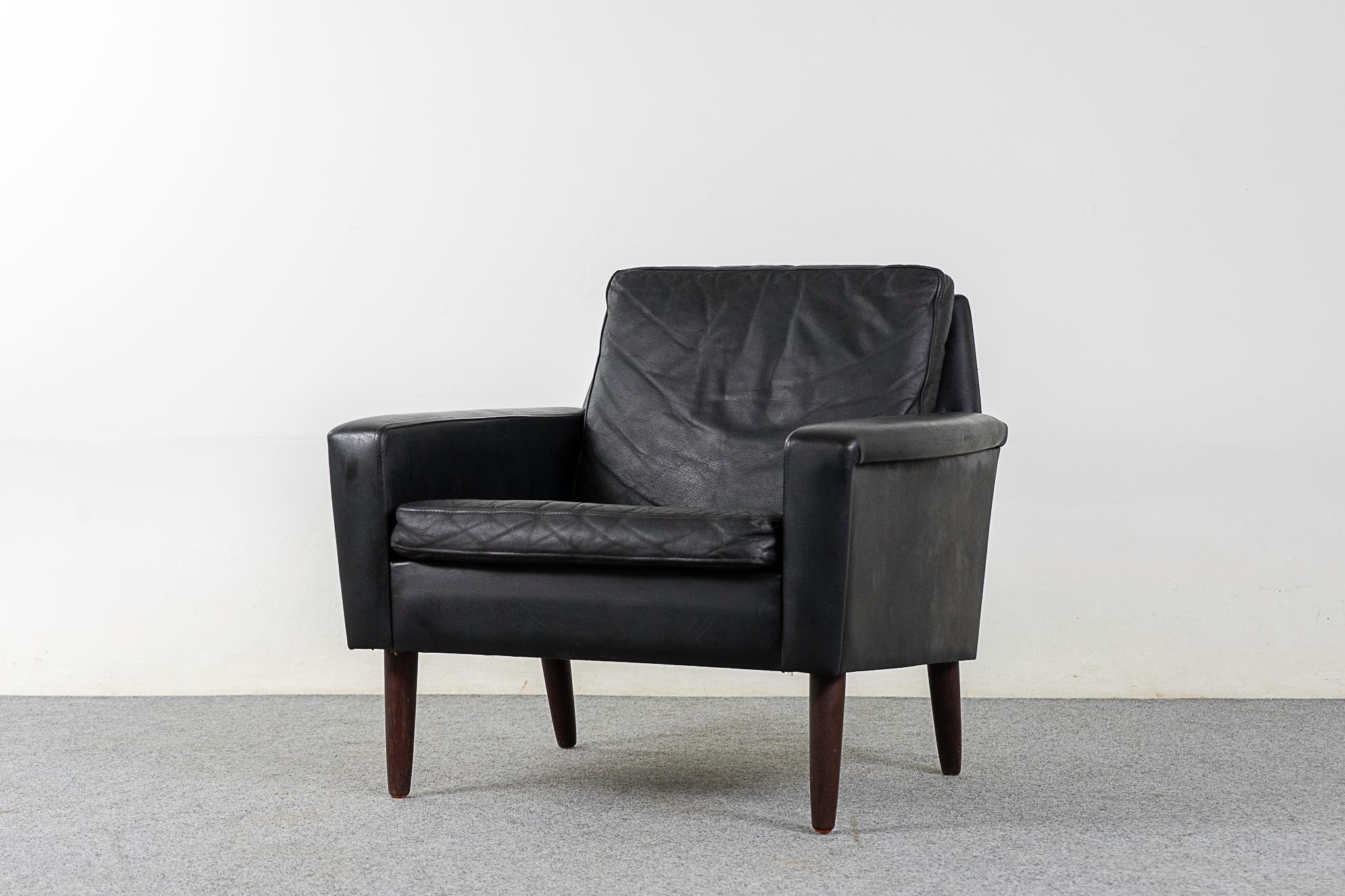 Danish Modern Black Leather Lounge Chair For Sale 1