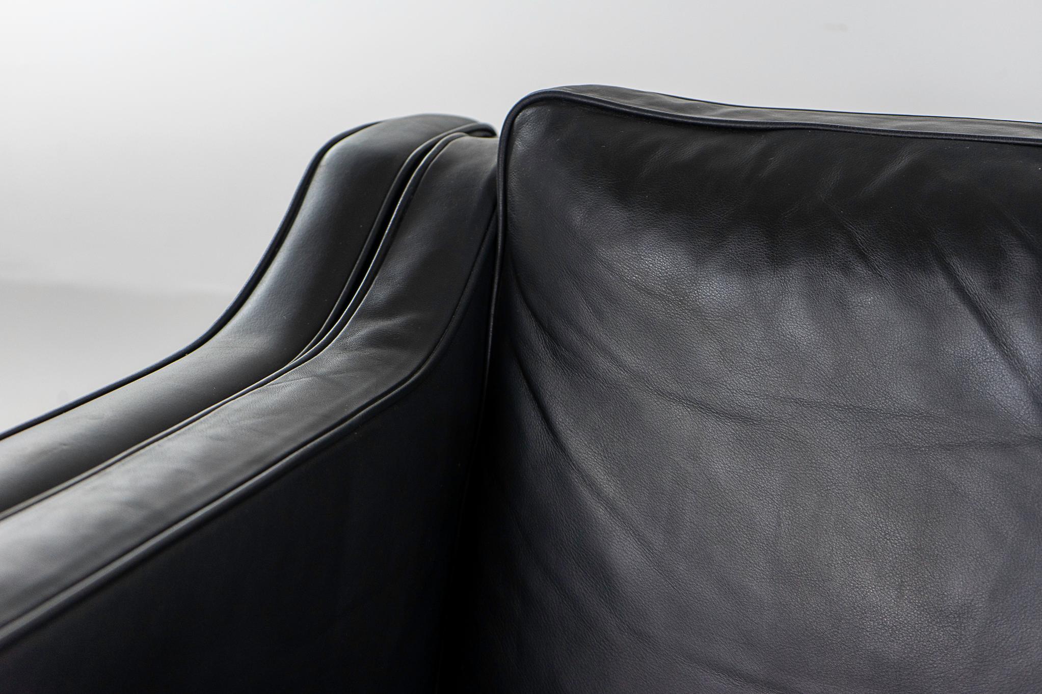 Scandinavian Modern Danish Modern Black Leather Loveseat For Sale