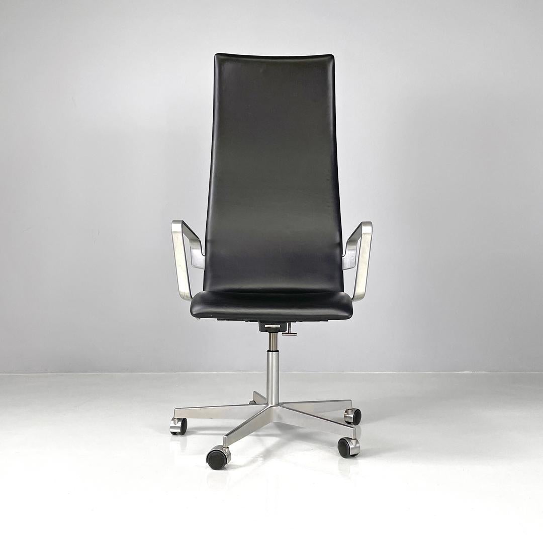 Modern Danish modern black office chair Oxford by Arne Jacobsen for Fritz Hansen, 2004 For Sale