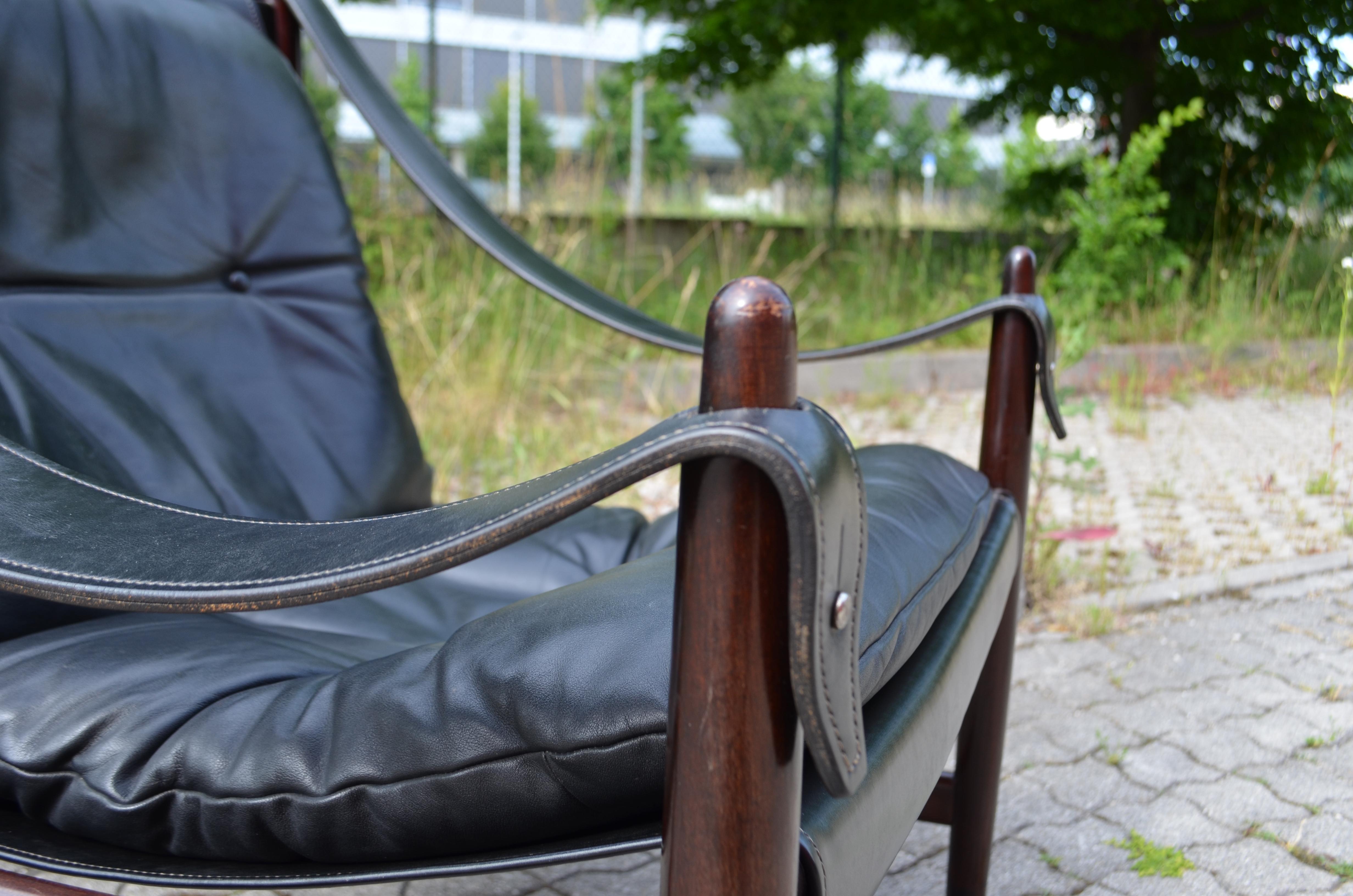 Danish Modern Black Saddle Leather Hunting Safari Chair 7