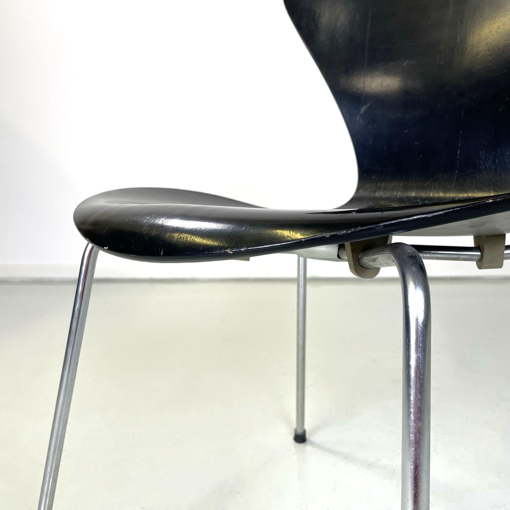 Danish modern Black wood Chairs 7 Series by Jacobsen for Fritz Hansen, 1970s For Sale 5
