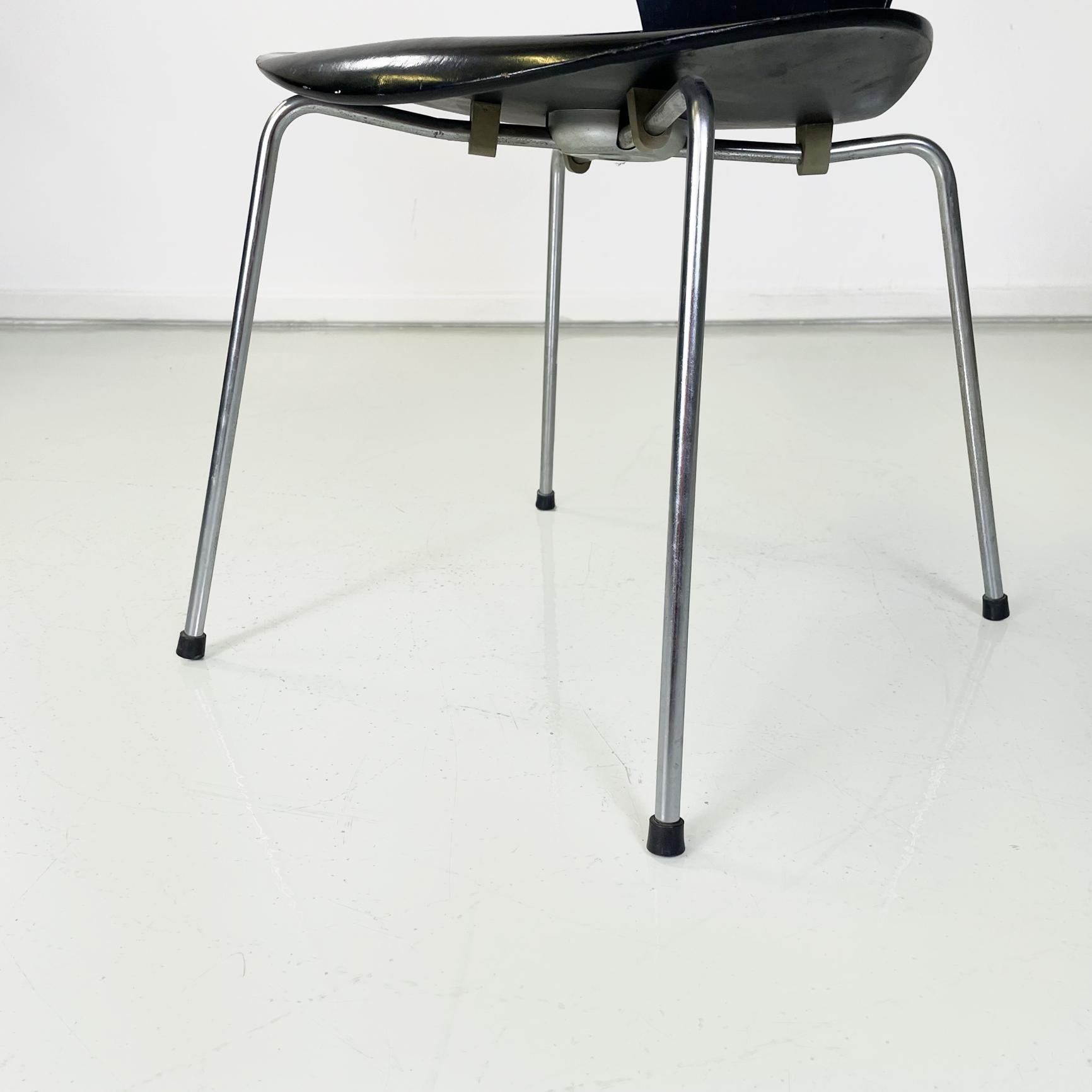 Danish modern Black wood Chairs 7 Series by Jacobsen for Fritz Hansen, 1970s For Sale 7