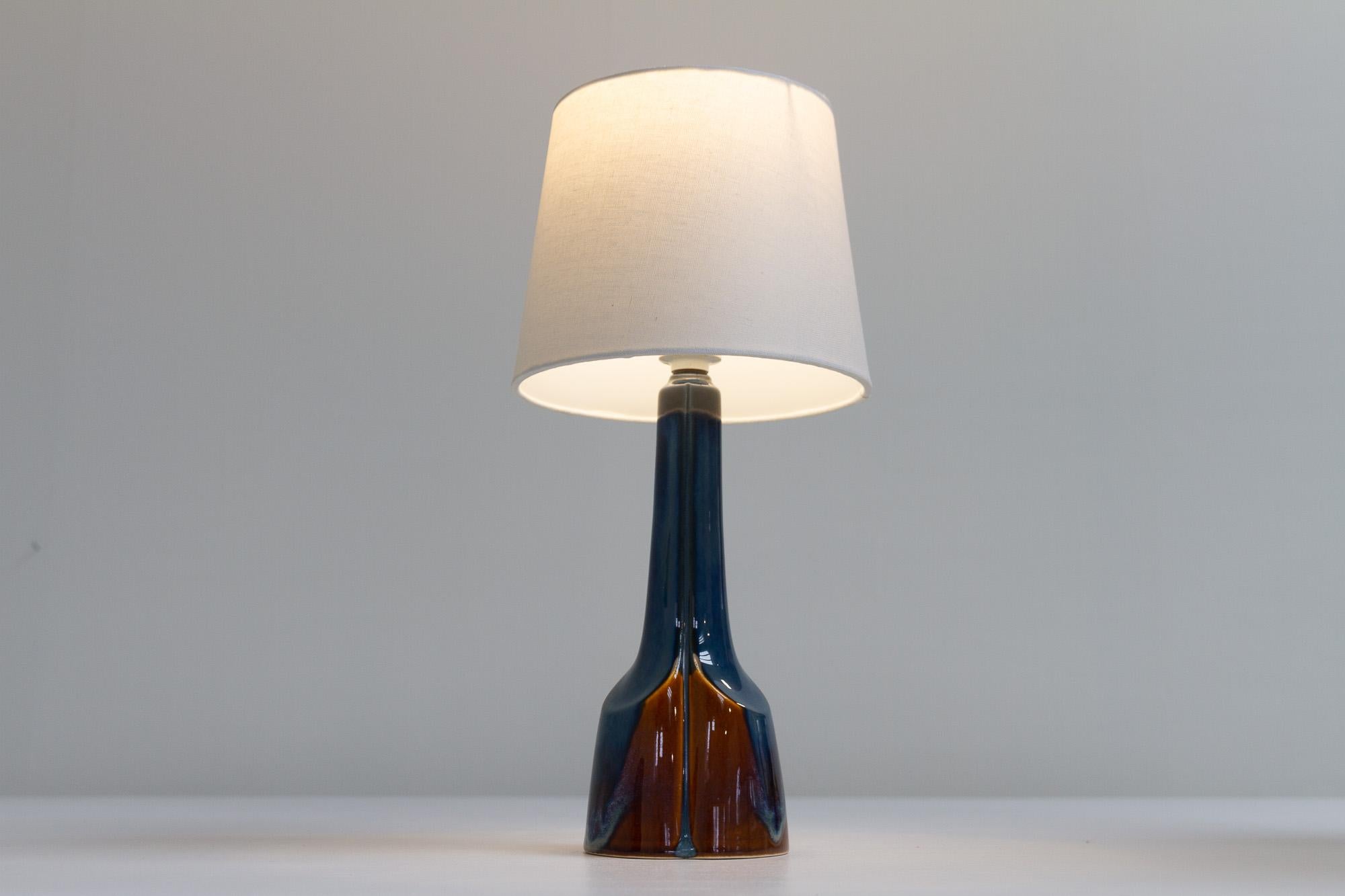 Danish Modern Blue/Brown Ceramic Table Lamp by E. Johansen for Søholm, 1960s. For Sale 4