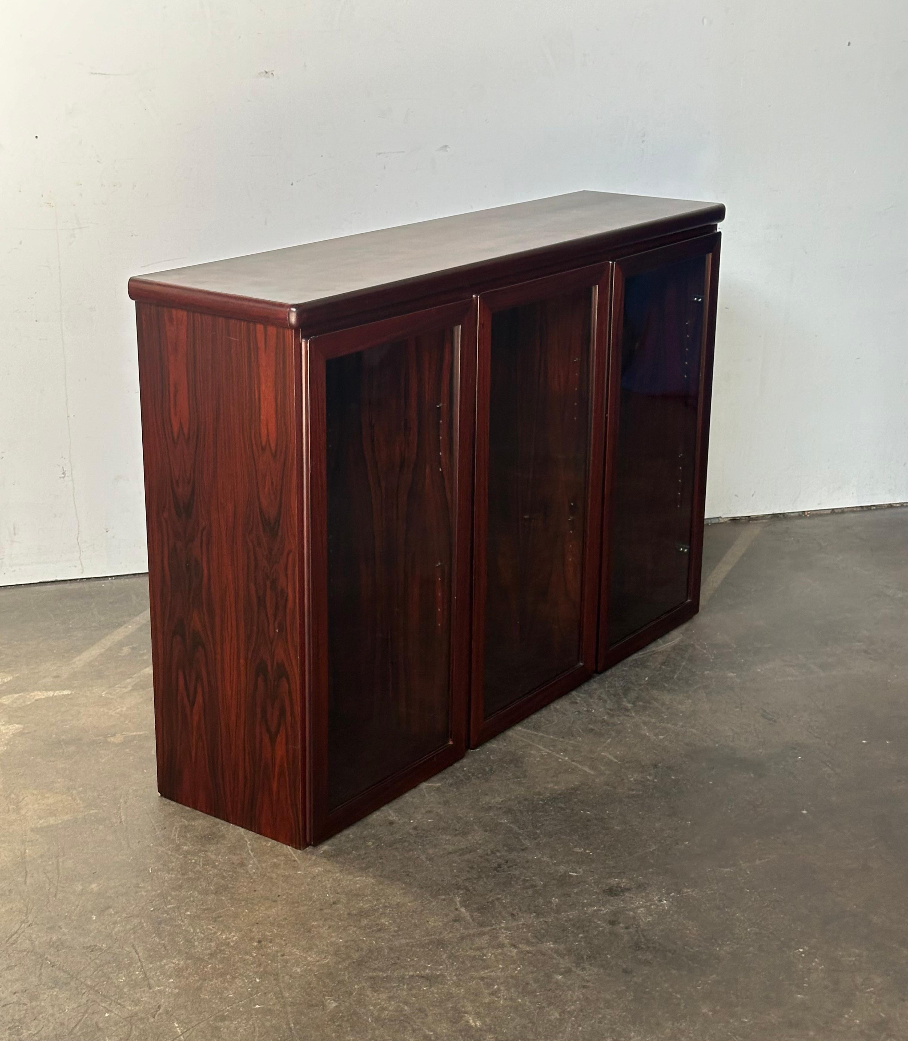 Danish Modern Bookcase Cabinet in Brazilian Rosewood 8