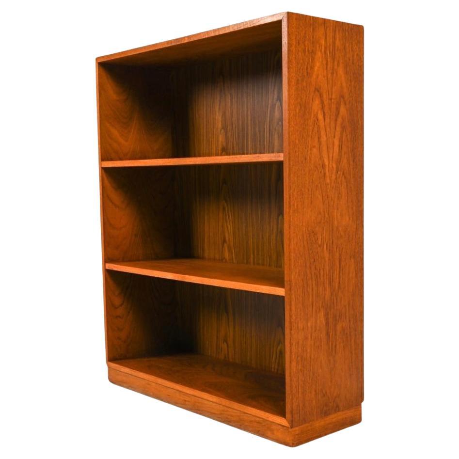 Danish Modern bookcase in teak with adjustable shelves
