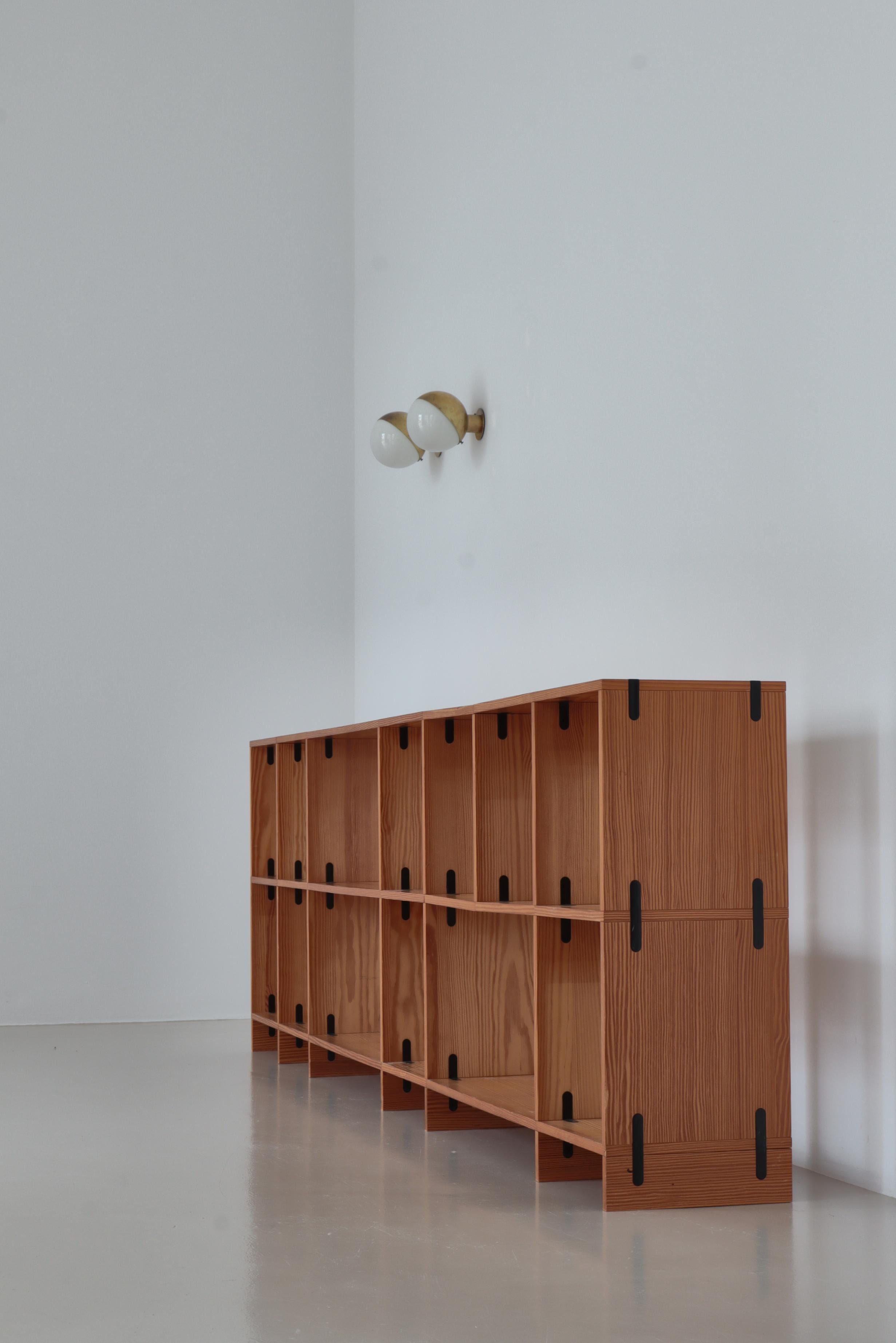 Libreria moderna scandinava in legno di pino di Poul Cadovius. Realizzato negli anni '60 da 