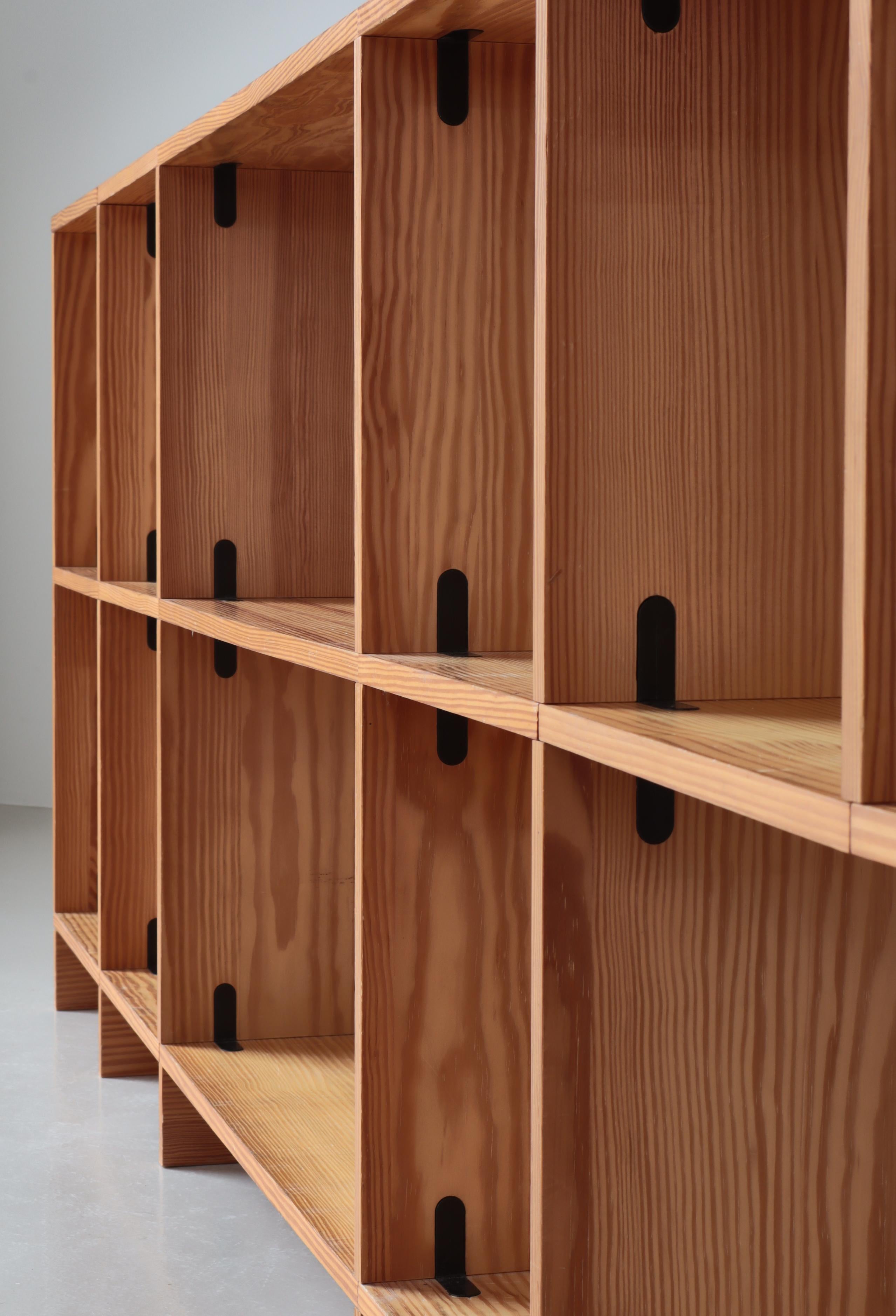 Libreria moderna danese 