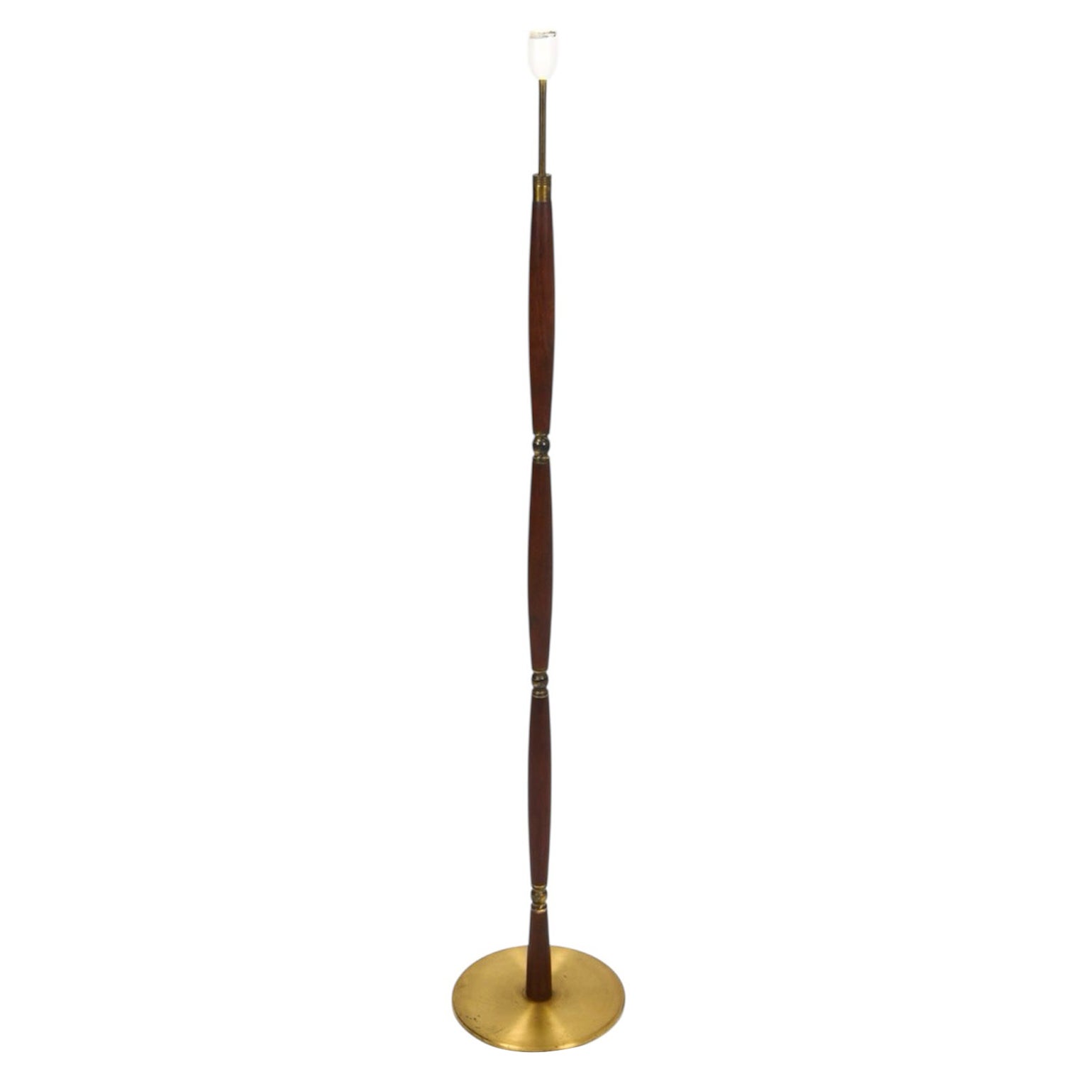 Lampadaire moderne danois en laiton et teck en vente