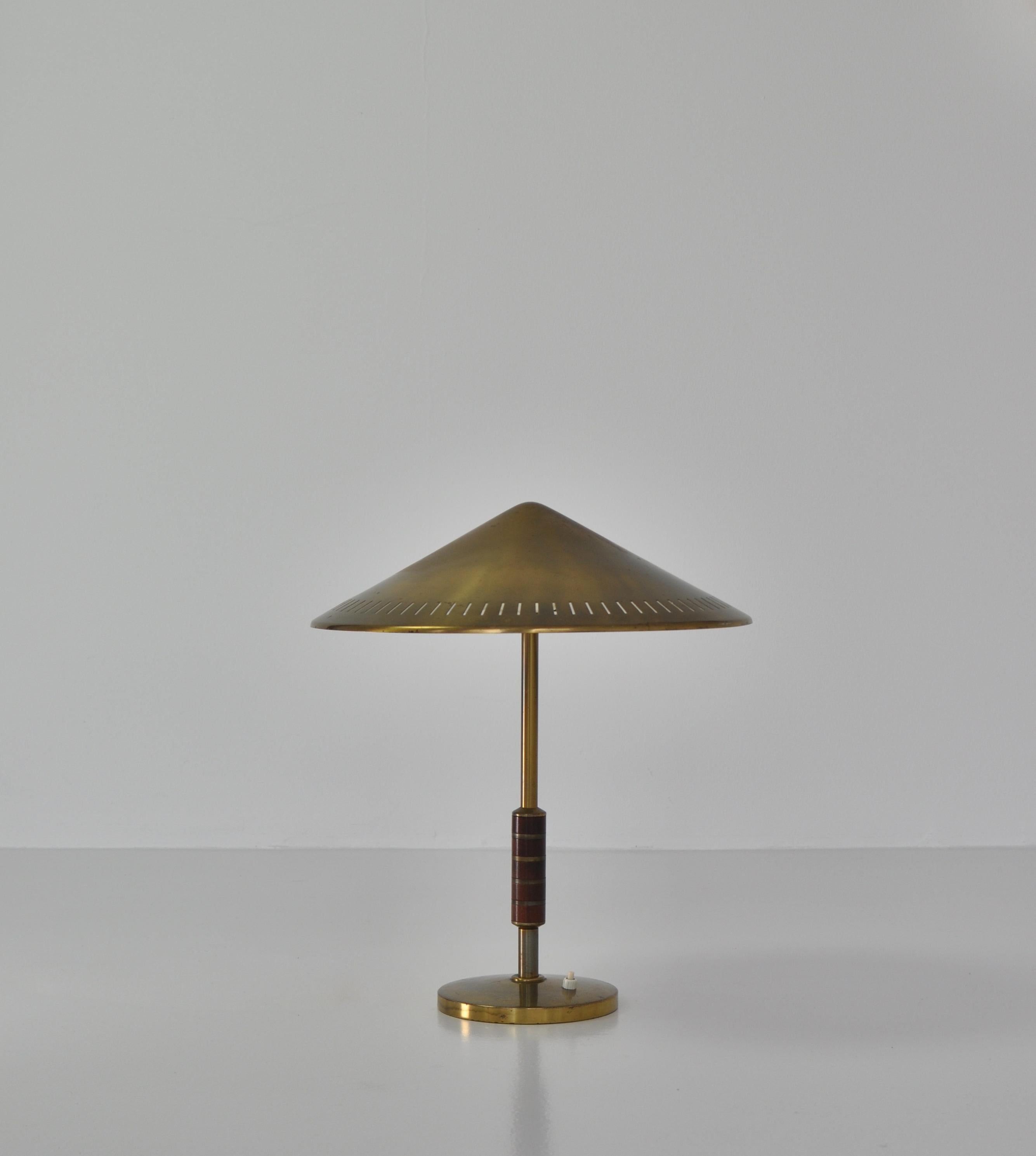 Danish Modern Brass & Mahogany Table Lamp by Bent Karlby for LYFA, 1956 In Good Condition In Odense, DK