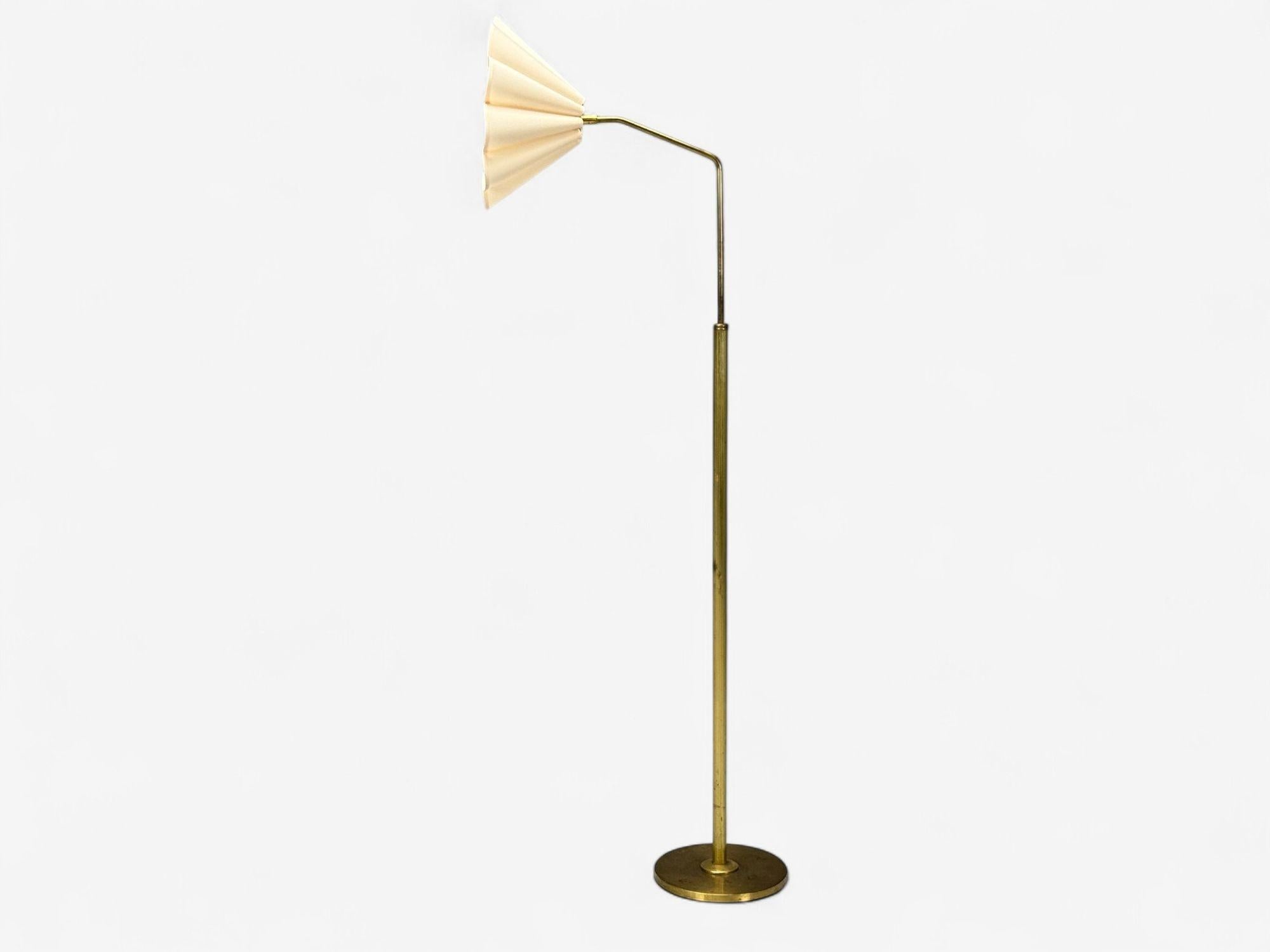 Danese Danish Modern, Brass, Paper, Adjustable Floor Lamp, Denmark, 1960s in vendita