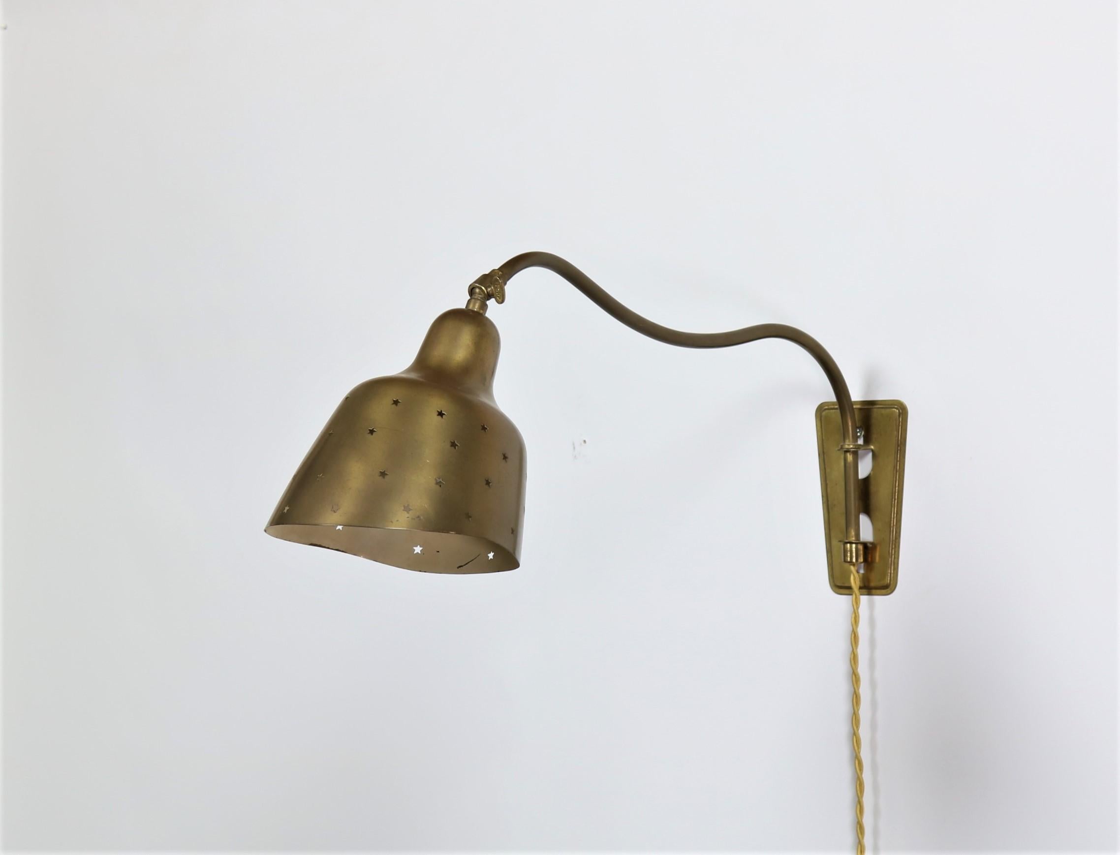 Danish Modern Brass Wall Lamp Made at Fog & Mørup Copenhagen, 1950s 6