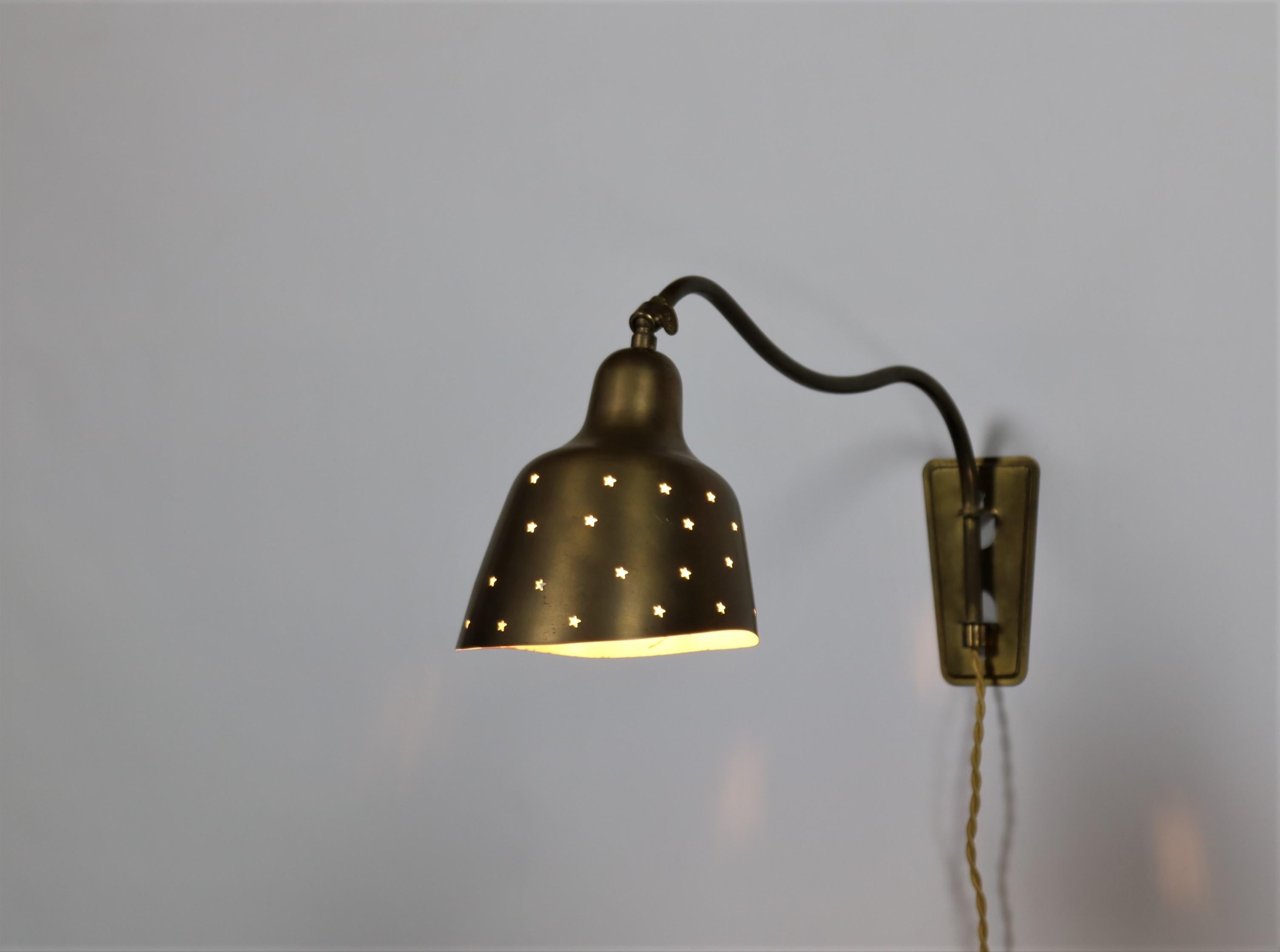 Scandinavian Modern Danish Modern Brass Wall Lamp Made at Fog & Mørup Copenhagen, 1950s