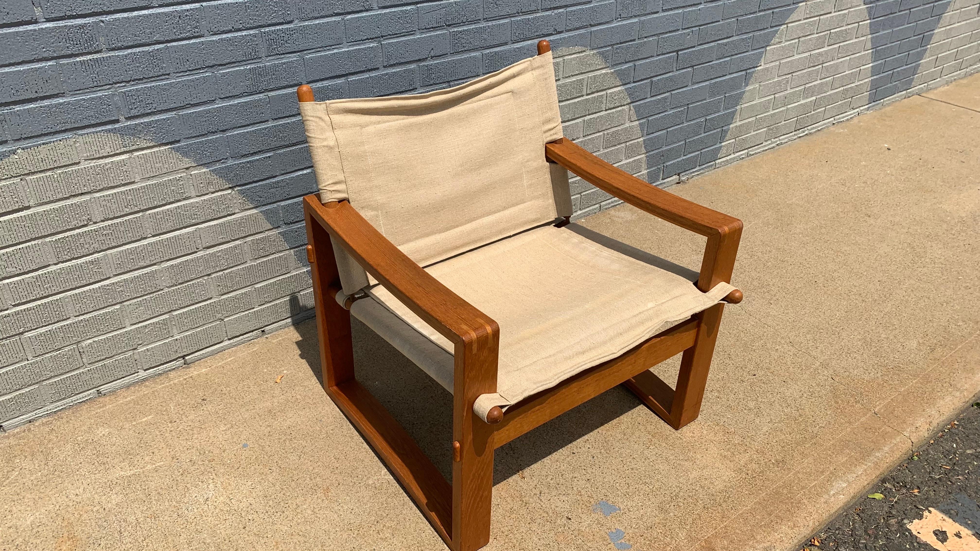 Chaise Safari de Børge Jensen, Danemark, milieu du 20e siècle

Une chaise safari rare et raffinée conçue par Børge Jensen, Danemark, vers le milieu du 20e siècle. Cette pièce illustre l'élégante simplicité et le savoir-faire fonctionnel du design