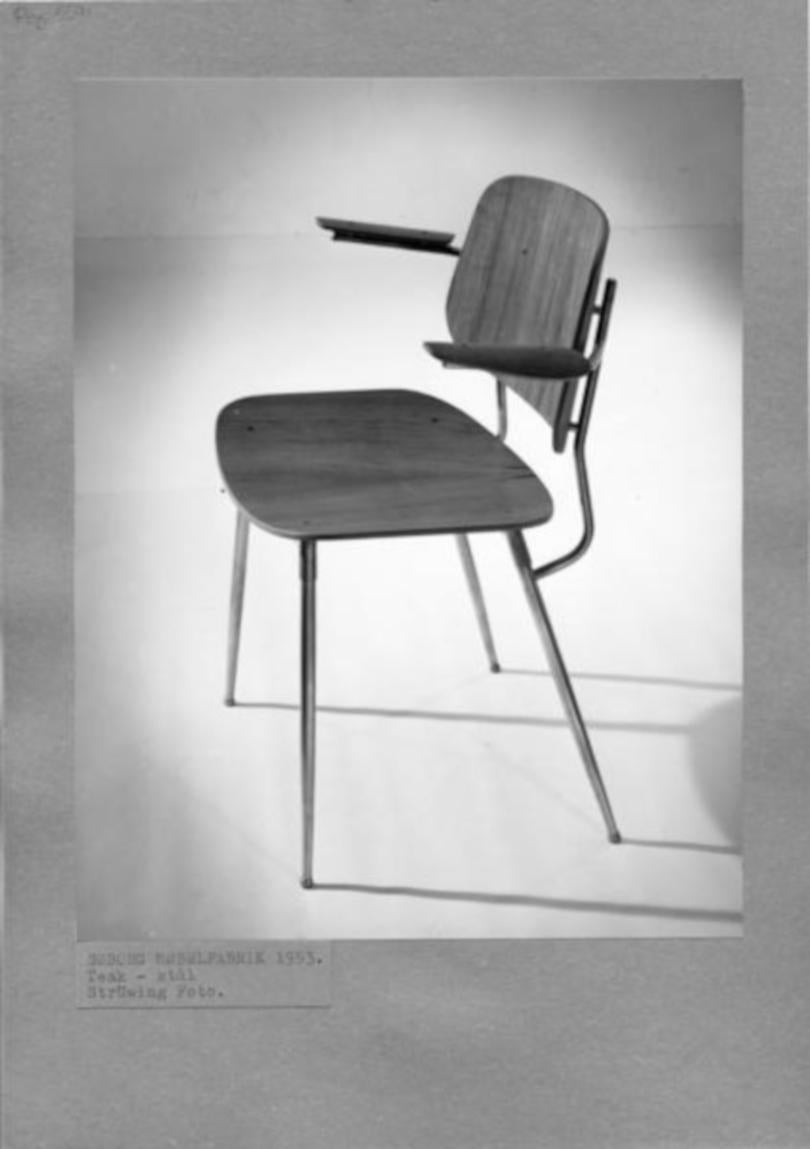 Danish Modern Børge Mogensen Armchair in Steel and Teak, 1953 3