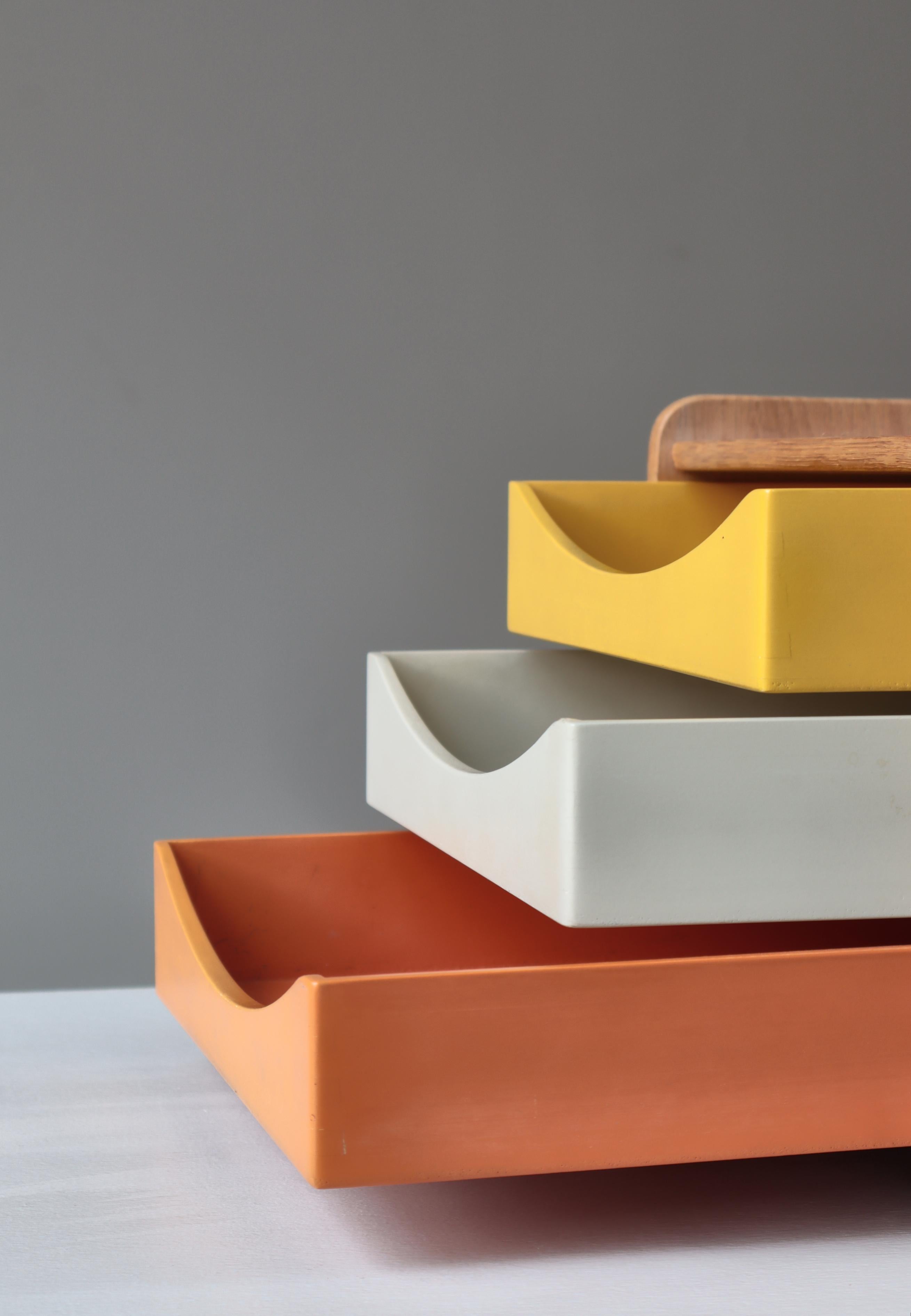 Dänisch  Moderner Børge Mogensen Schreibtisch Organizer Eiche und lackierte Einlegeböden 1960er Jahre im Angebot 3