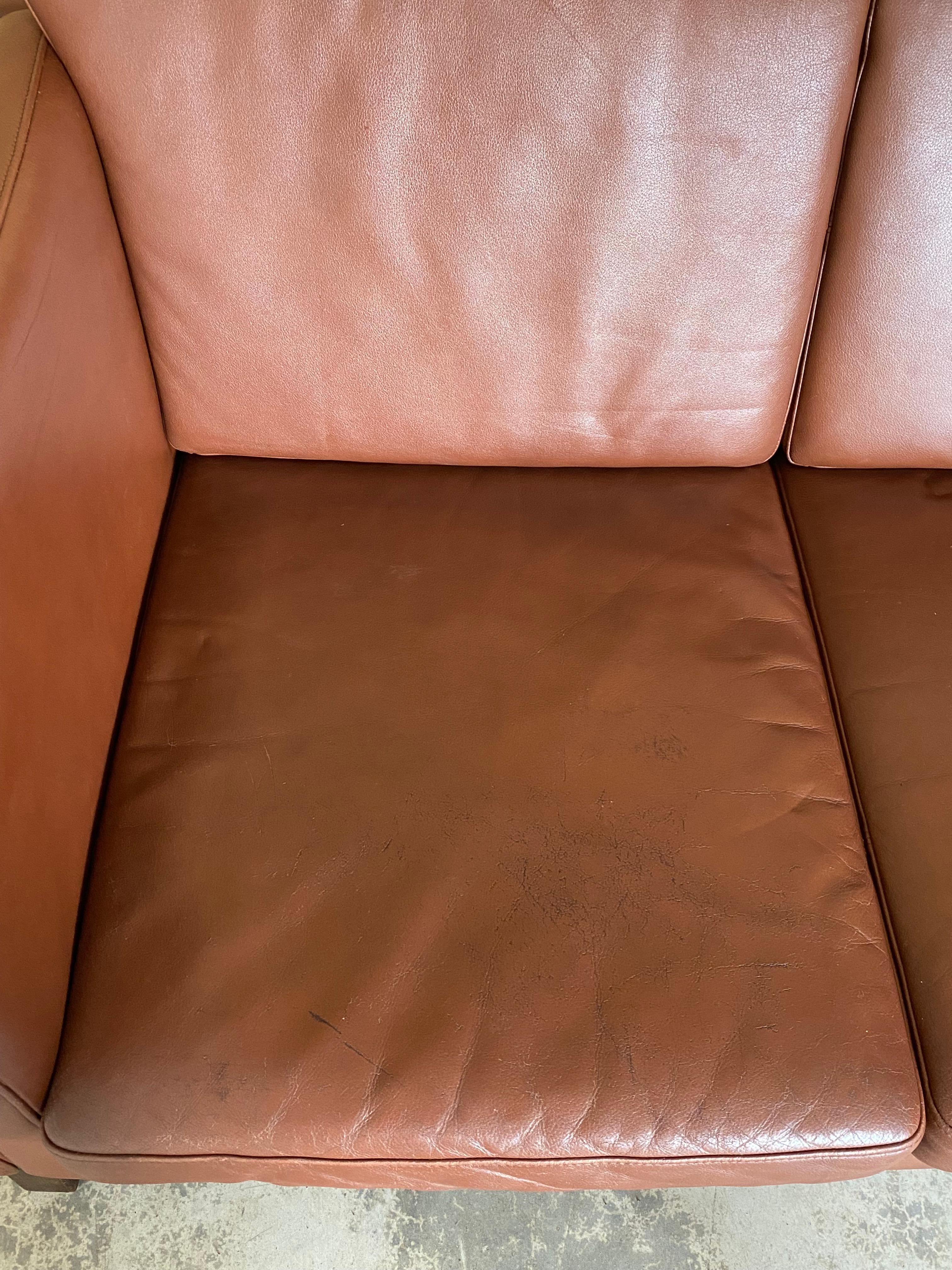 Danish Modern Brown Leather Loveseat (After Børge Mogensen) For Sale 11