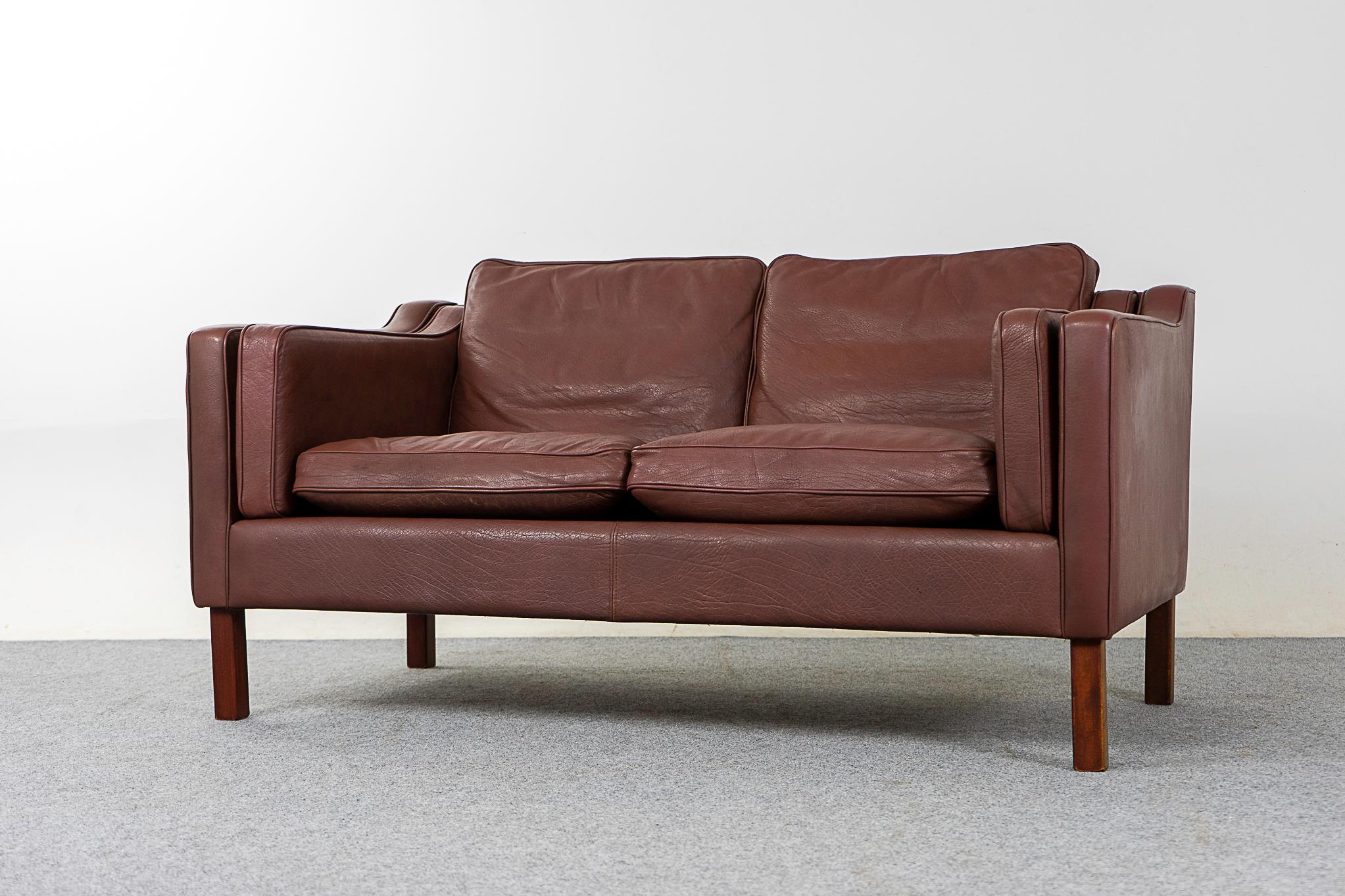 brown leather loveseats