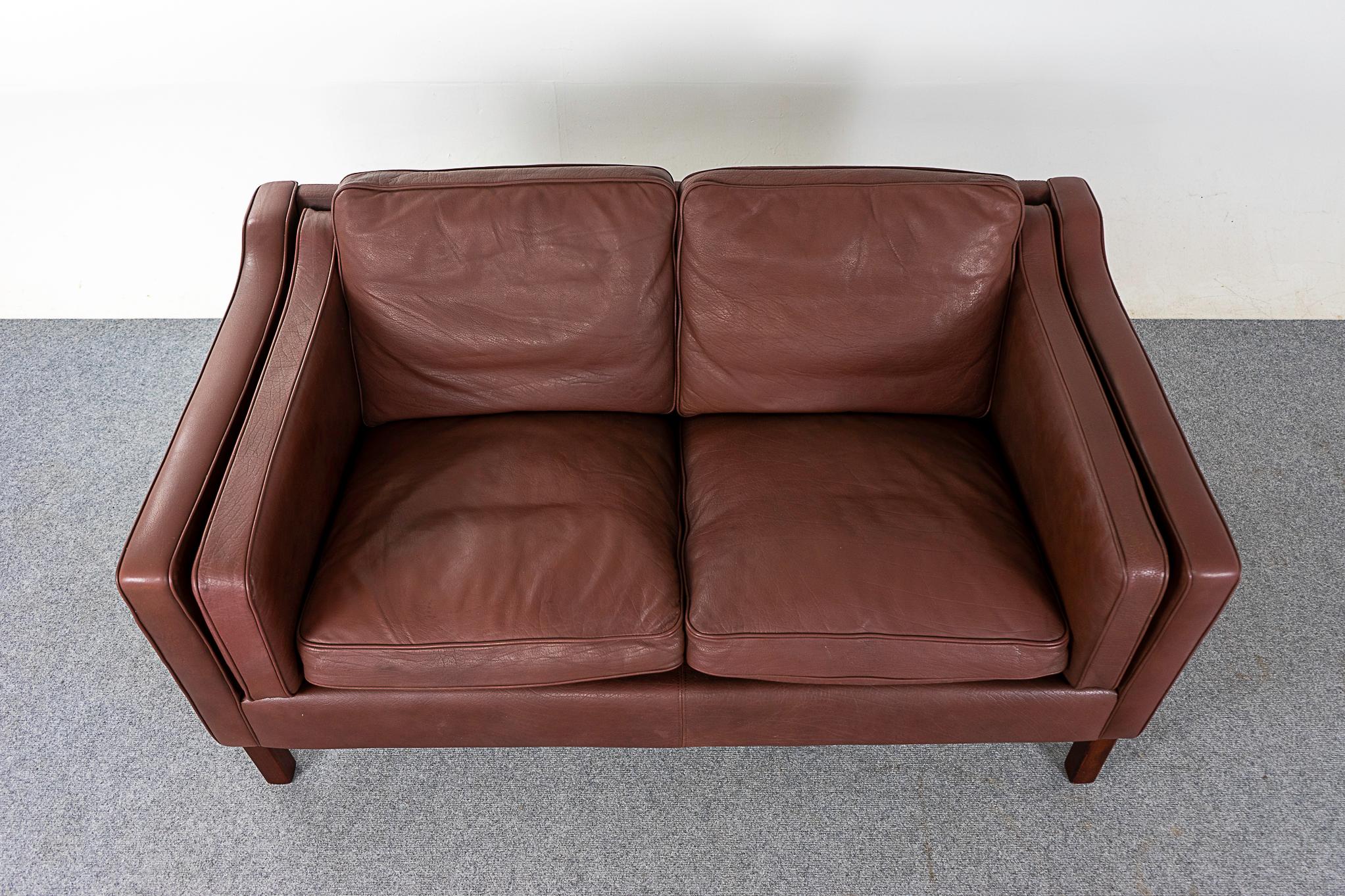 leather loveseats for sale