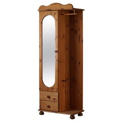Armoire de chambre à coucher/armoire de style brutaliste danois moderne en pin massif, années 1980