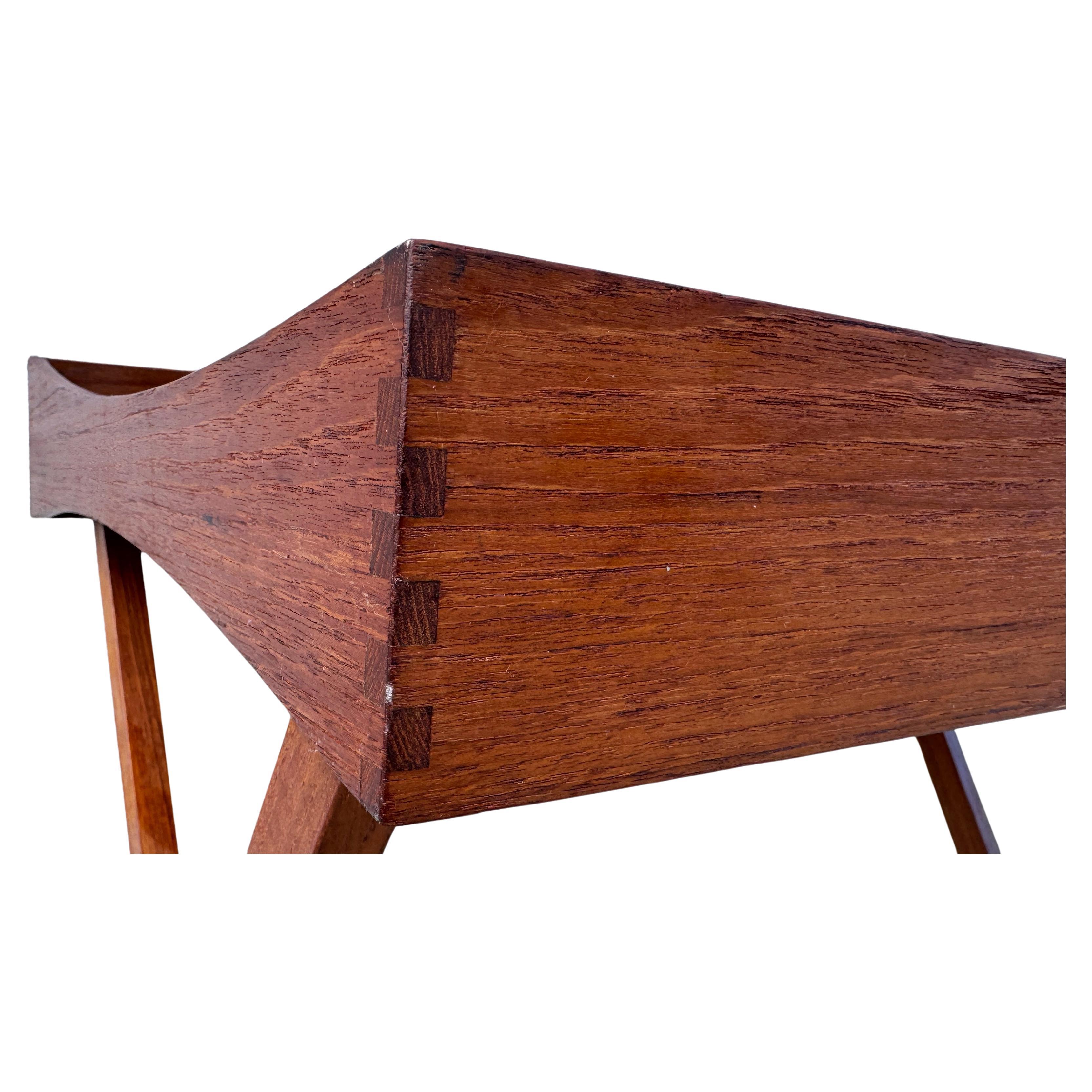 Danish Modern Campaign Style Teak & Black Lacquer Reversible Tray Table For Sale 3