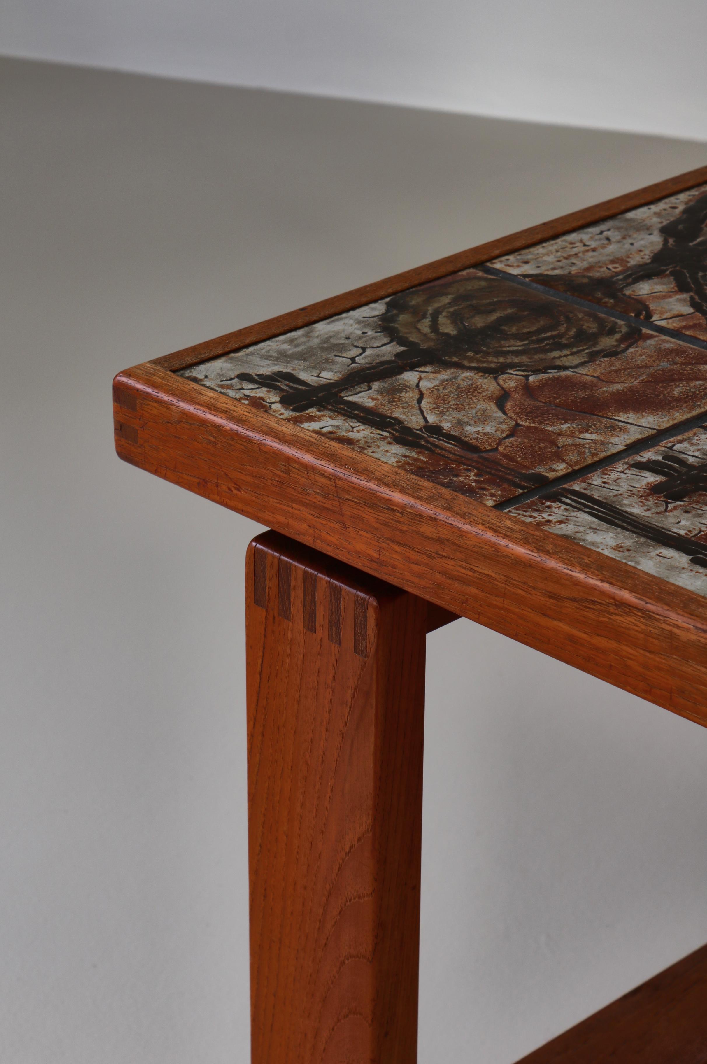Danish Modern Center Table in Solid Teakwood & Ceramic Tiles by Ox-Art, 1973 In Good Condition For Sale In Odense, DK
