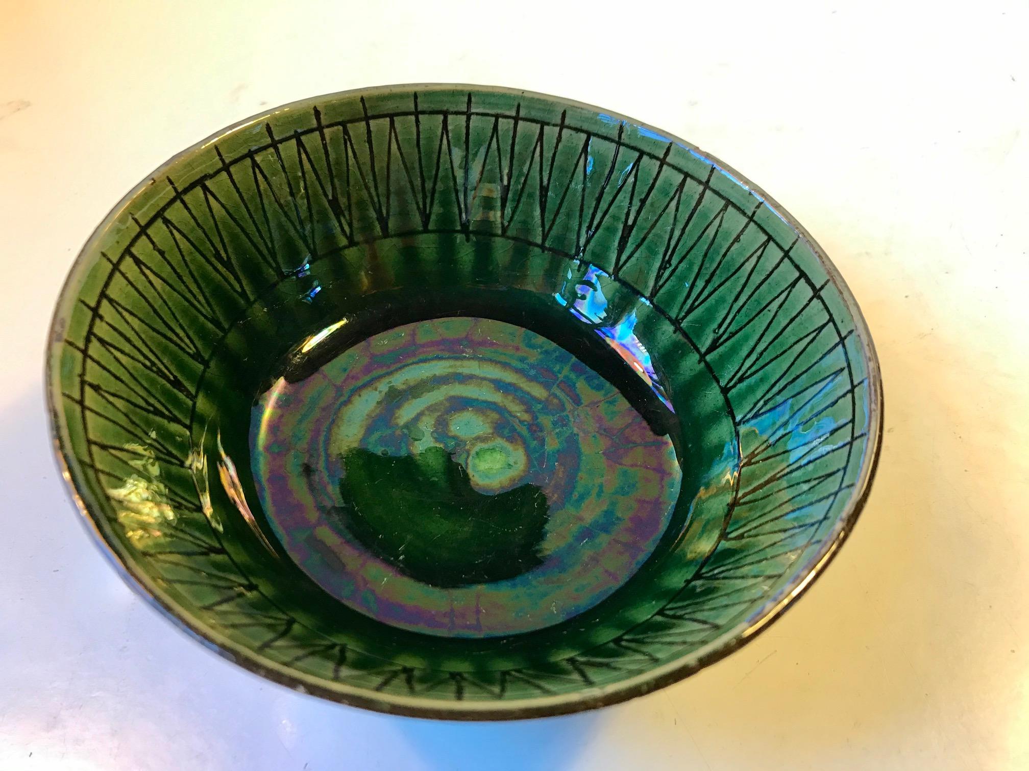 Danish Modern Ceramic Dish by Thomas Toft, 1960s In Good Condition For Sale In Esbjerg, DK