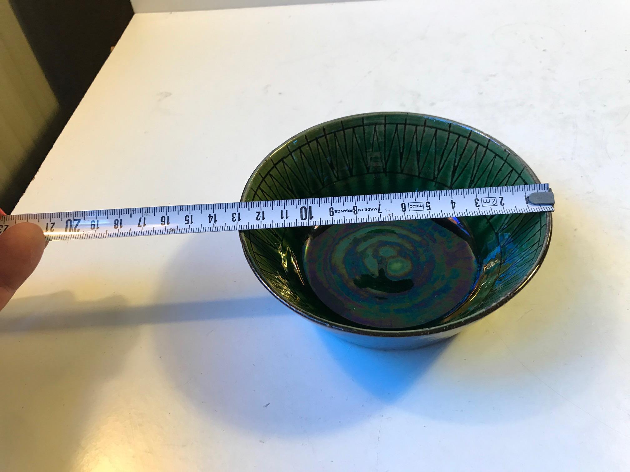 Danish Modern Ceramic Dish by Thomas Toft, 1960s For Sale 1