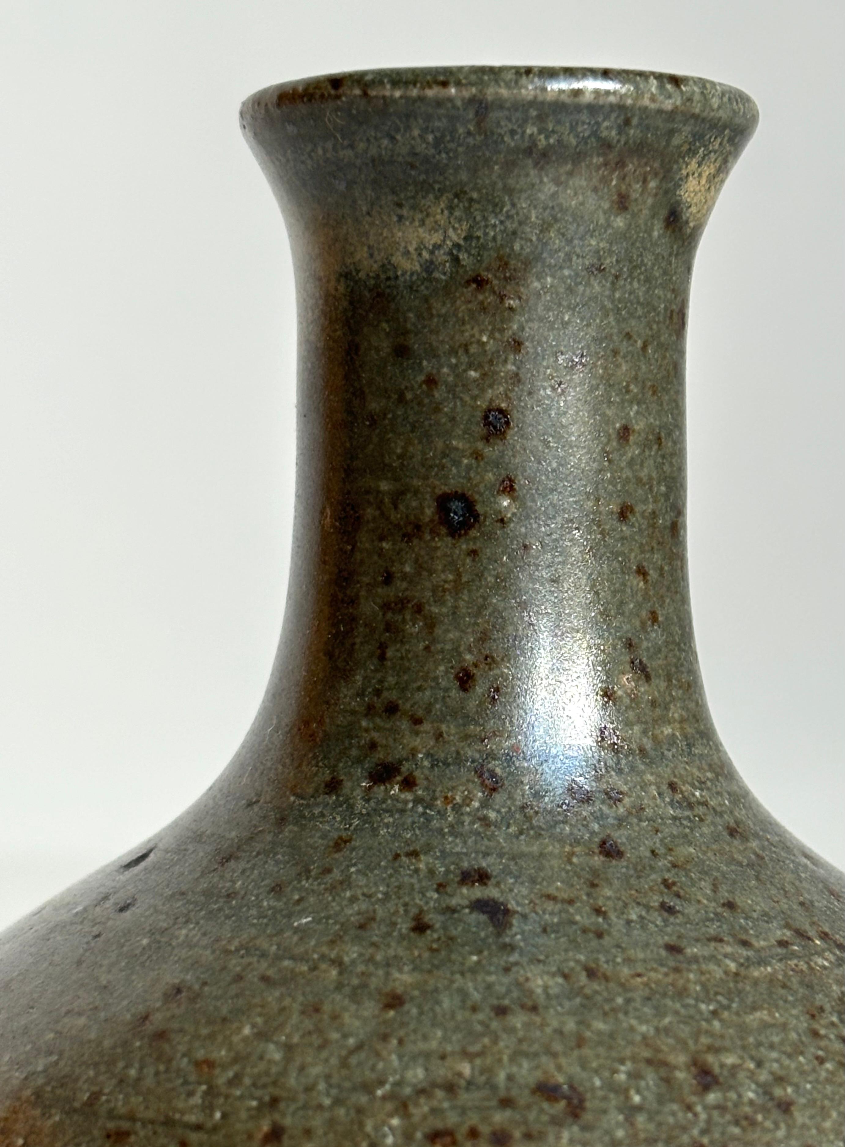 Scandinavo moderno Vaso moderno danese in ceramica con smalto maculato, anni '60 in vendita