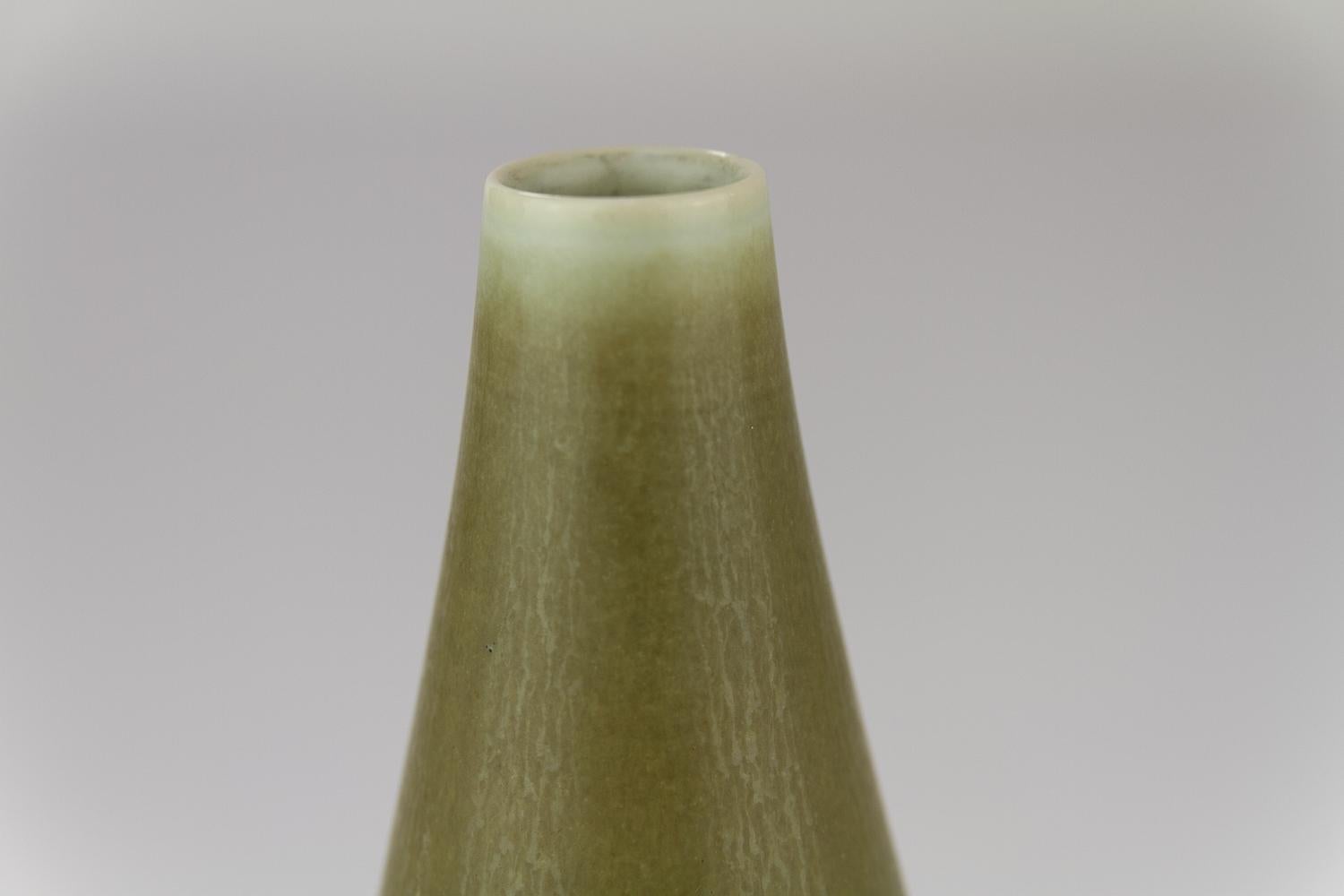 Danish Modern Ceramic Vase by Per Linnemann-Schmidt for Palshus, 1960s. For Sale 3