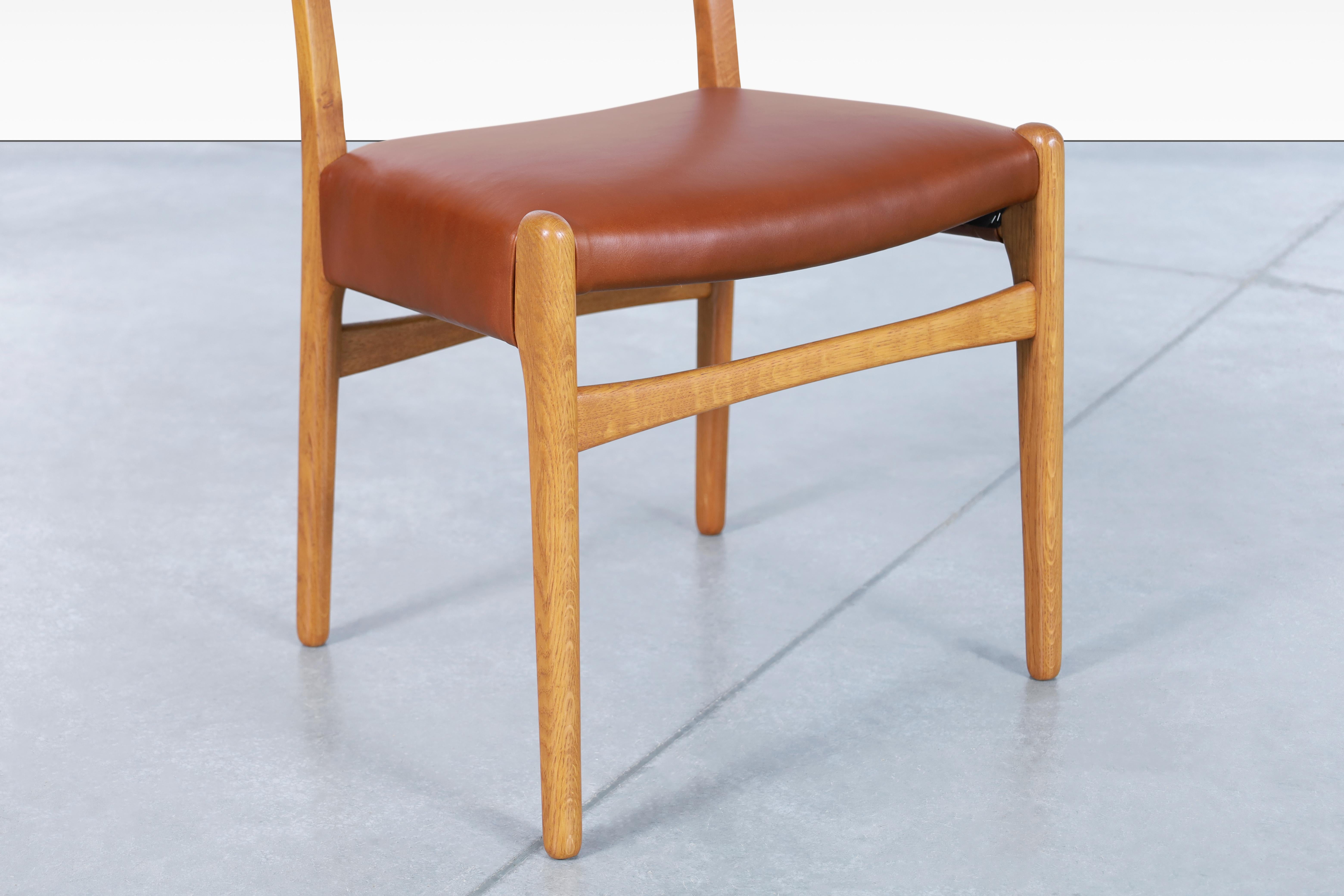 Danish Modern CH-23 Leather Dining Chairs by Hans J. Wegner For Sale 5